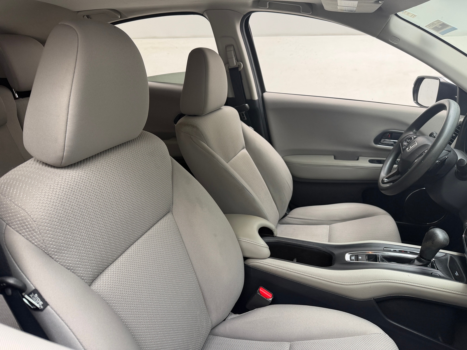 Thumbnail: 2016 Honda HR-V - 2