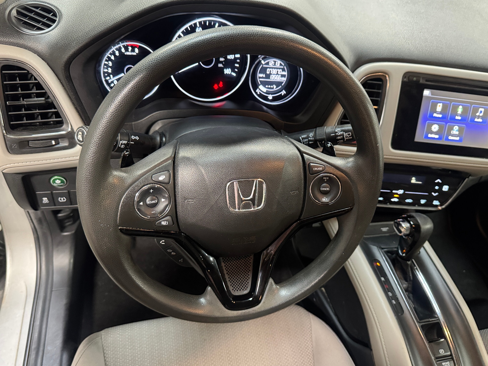 Thumbnail: 2016 Honda HR-V - 5