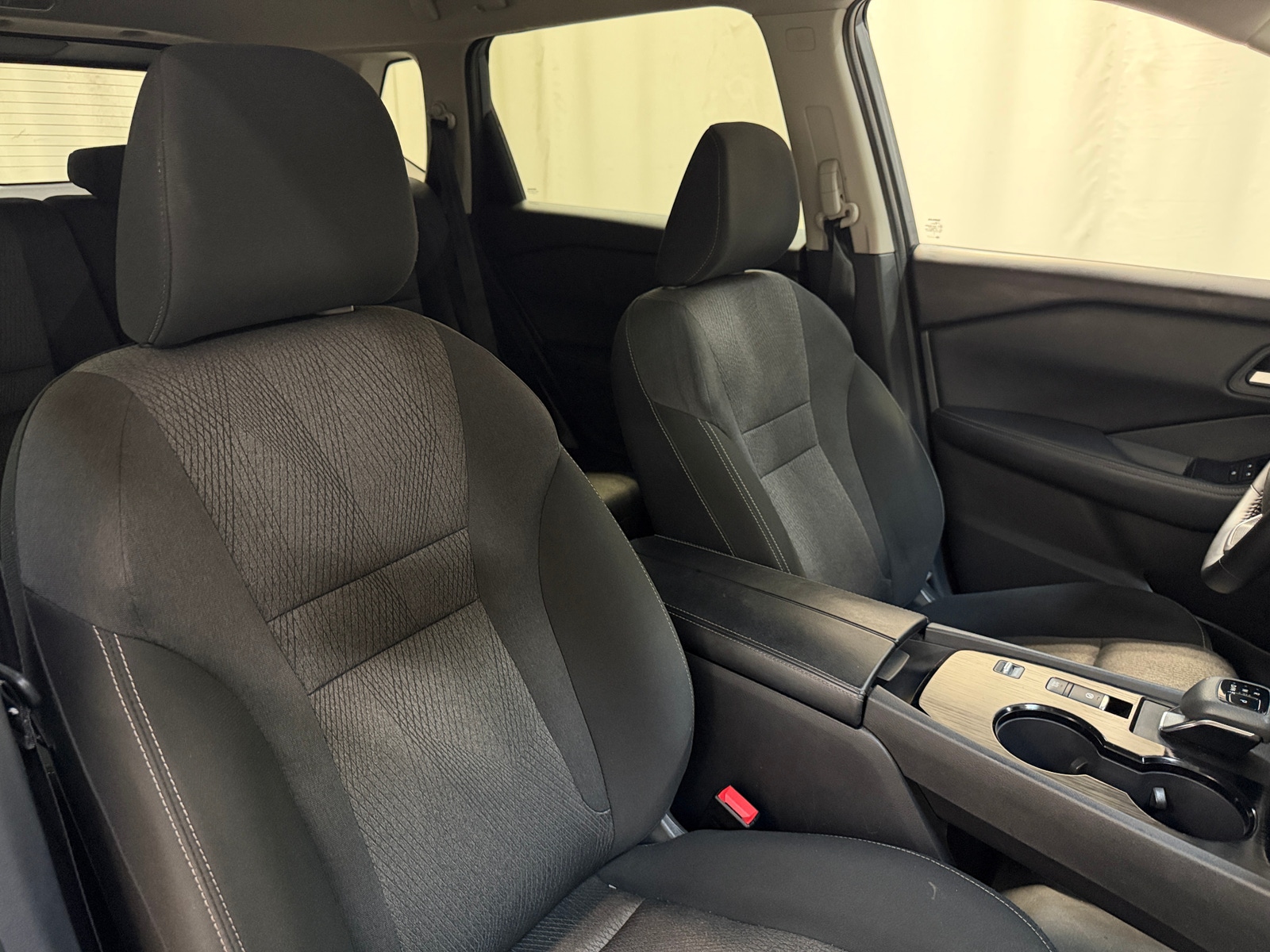 Thumbnail: 2025 Nissan Rogue - 2