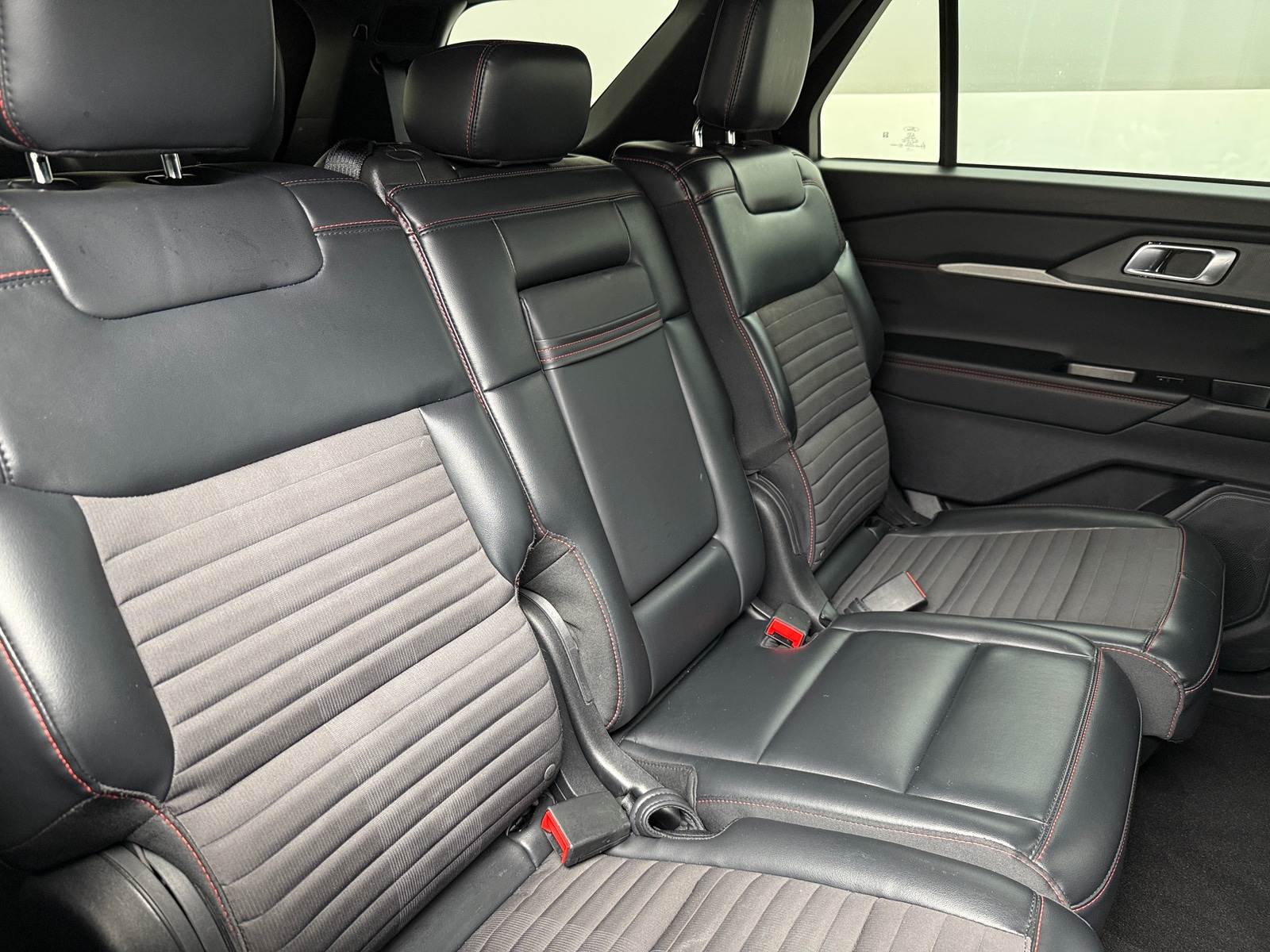 Thumbnail: 2025 Ford Explorer - 5