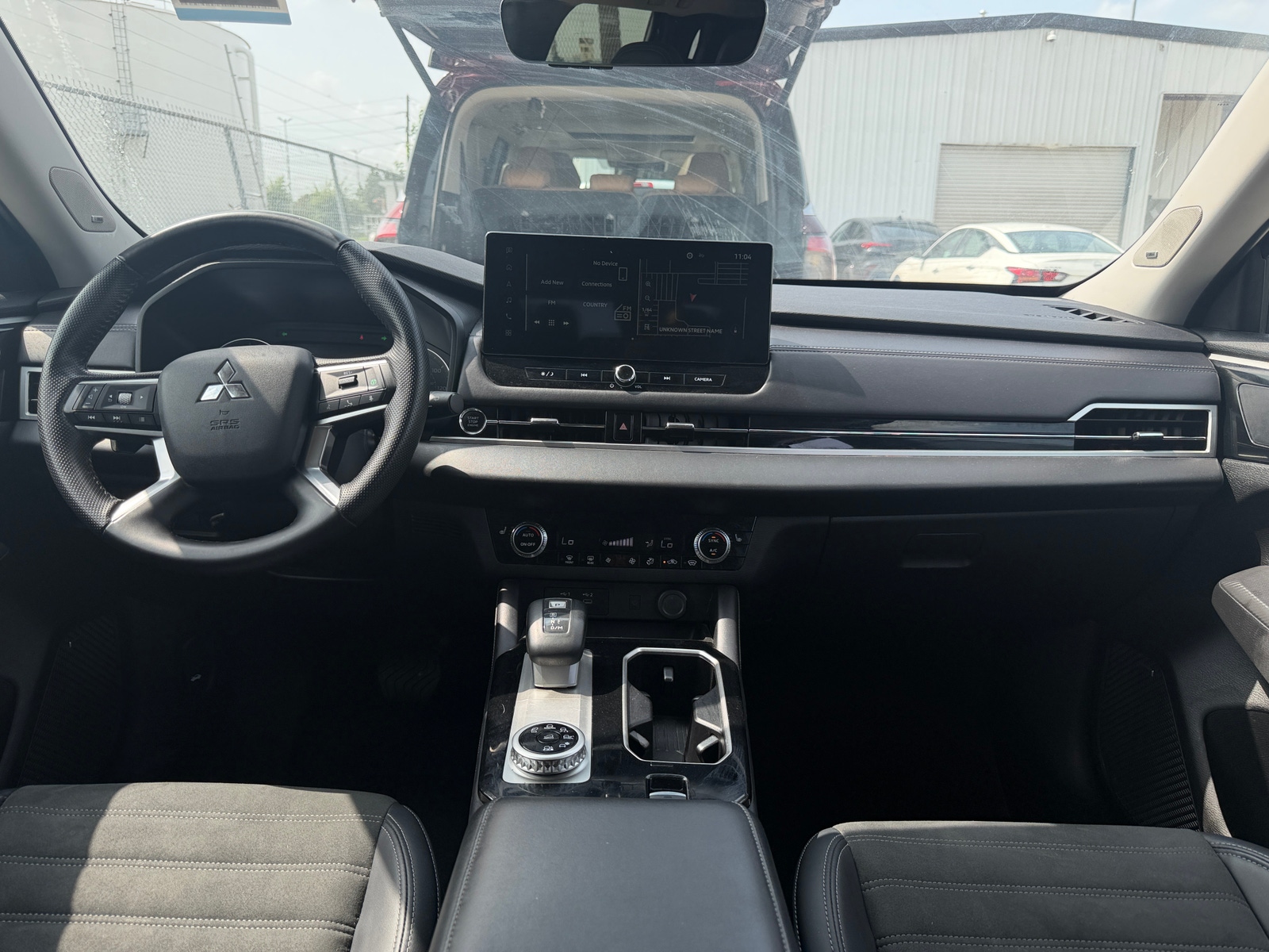 Thumbnail: 2025 Mitsubishi Outlander - 2
