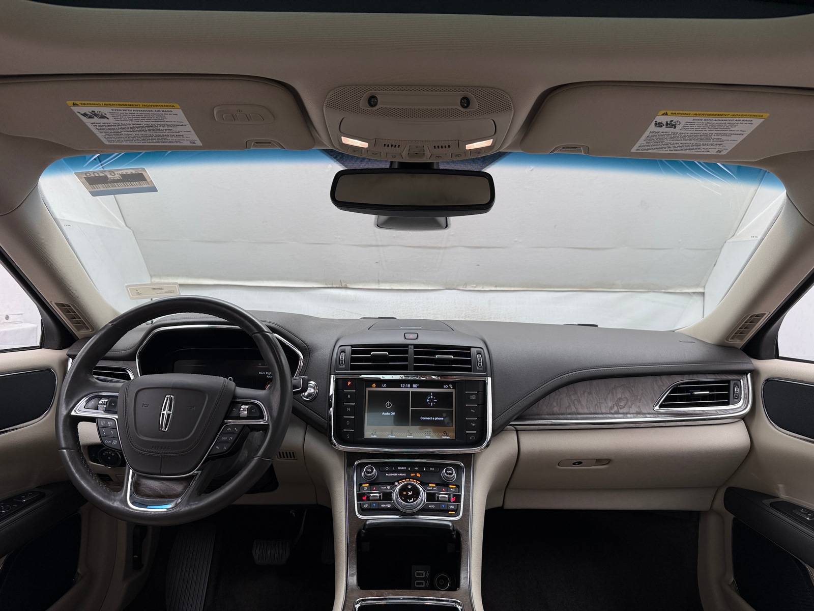 Thumbnail: 2017 Lincoln Continental - 2