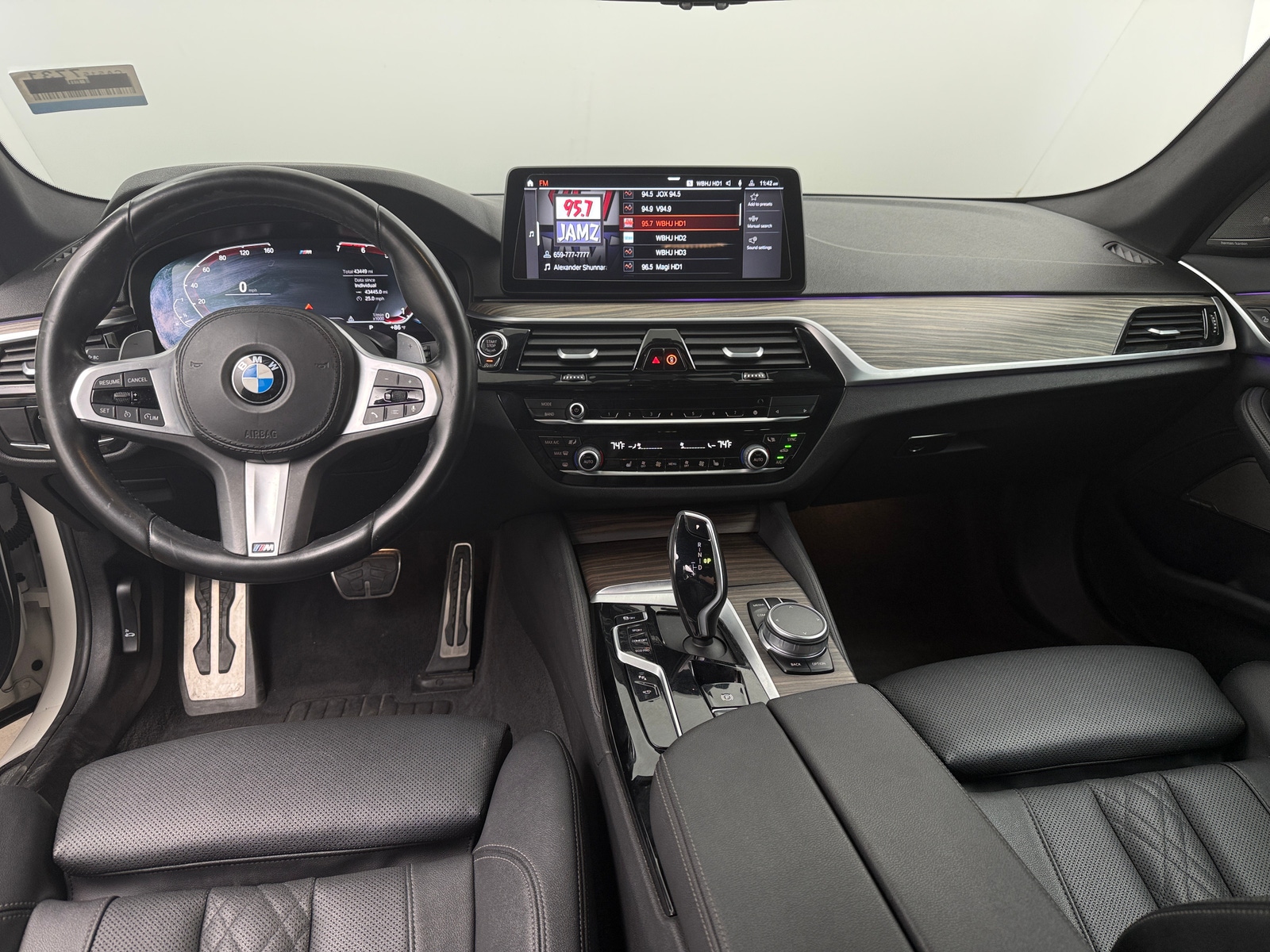 Thumbnail: 2021 BMW 5 Series - 2