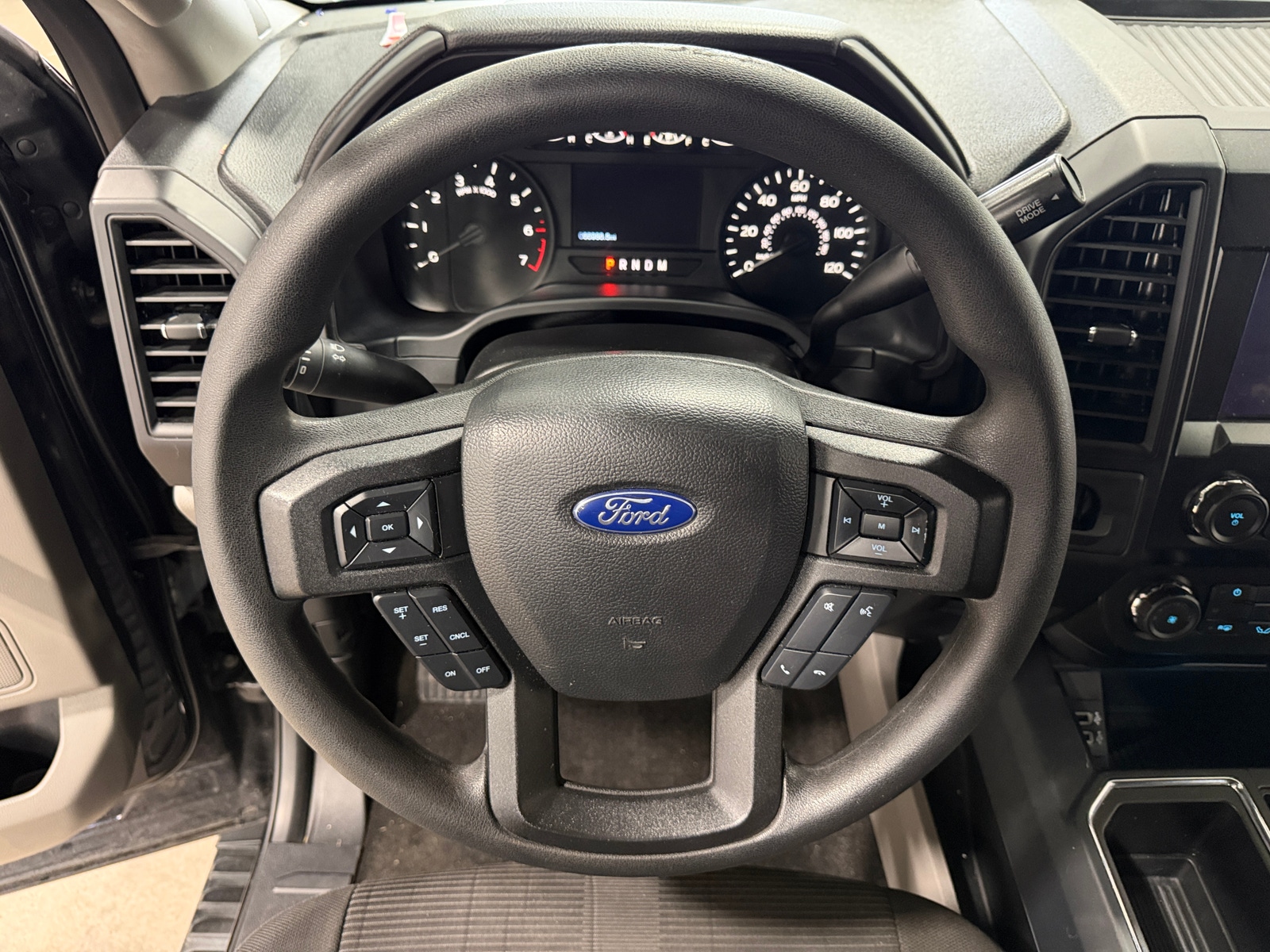 Thumbnail: 2019 Ford Econoline - 5