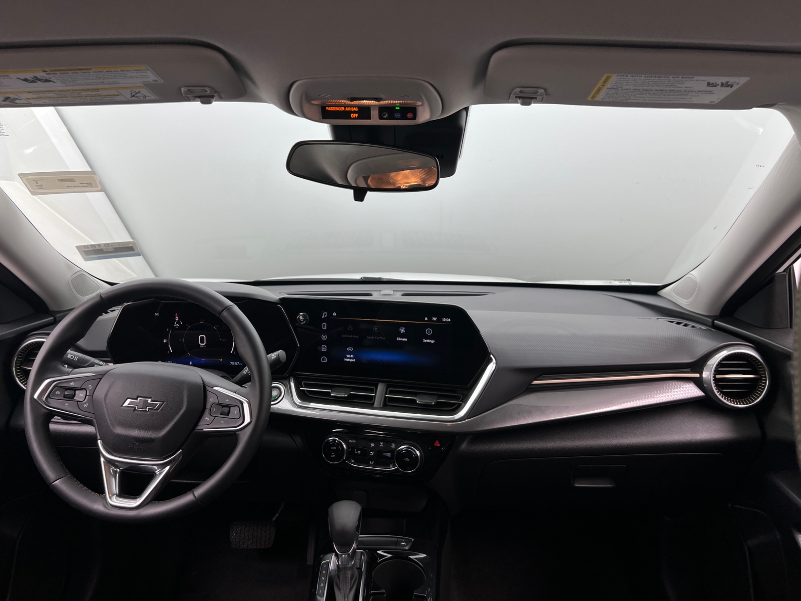 Thumbnail: 2025 Chevrolet Trax - 2