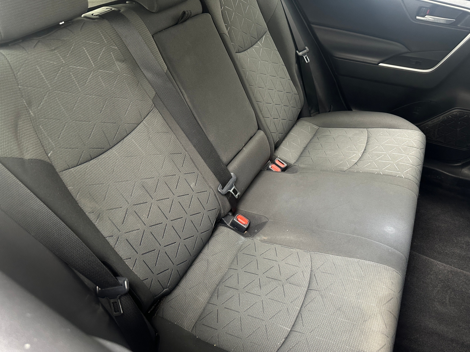 Thumbnail: 2020 Toyota RAV4 - 6