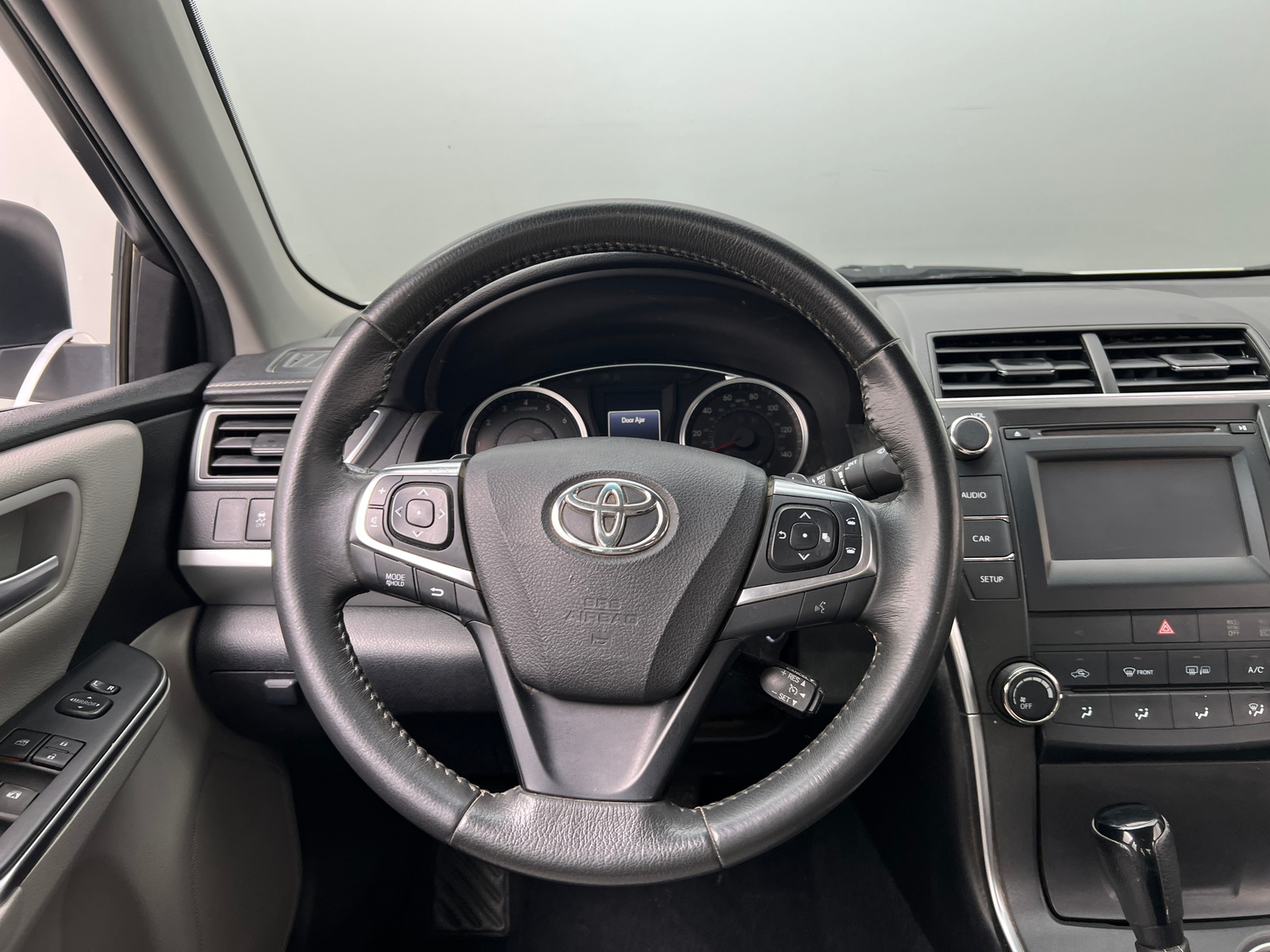 Thumbnail: 2016 Toyota Camry - 5