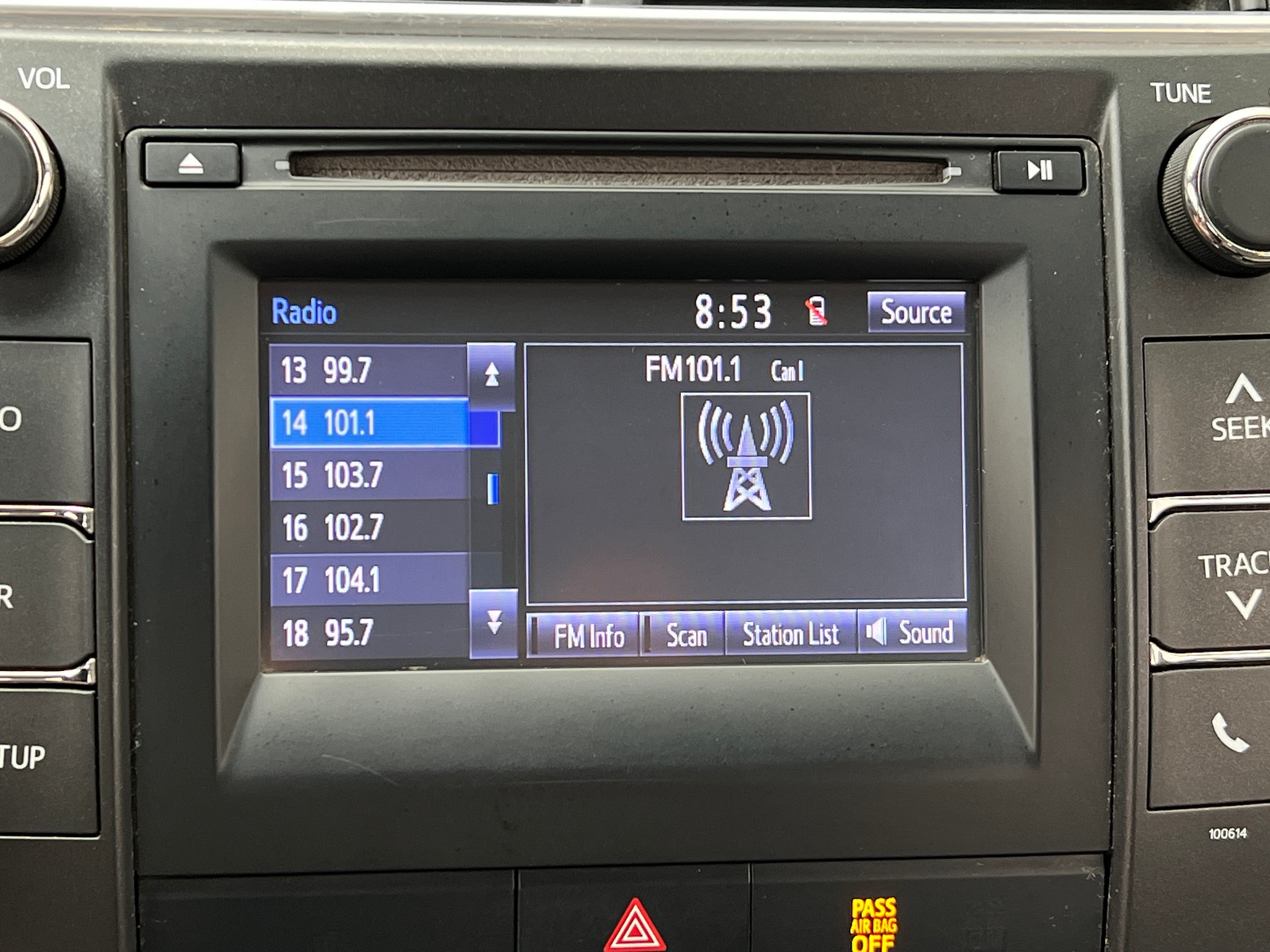 Thumbnail: 2016 Toyota Camry - 4