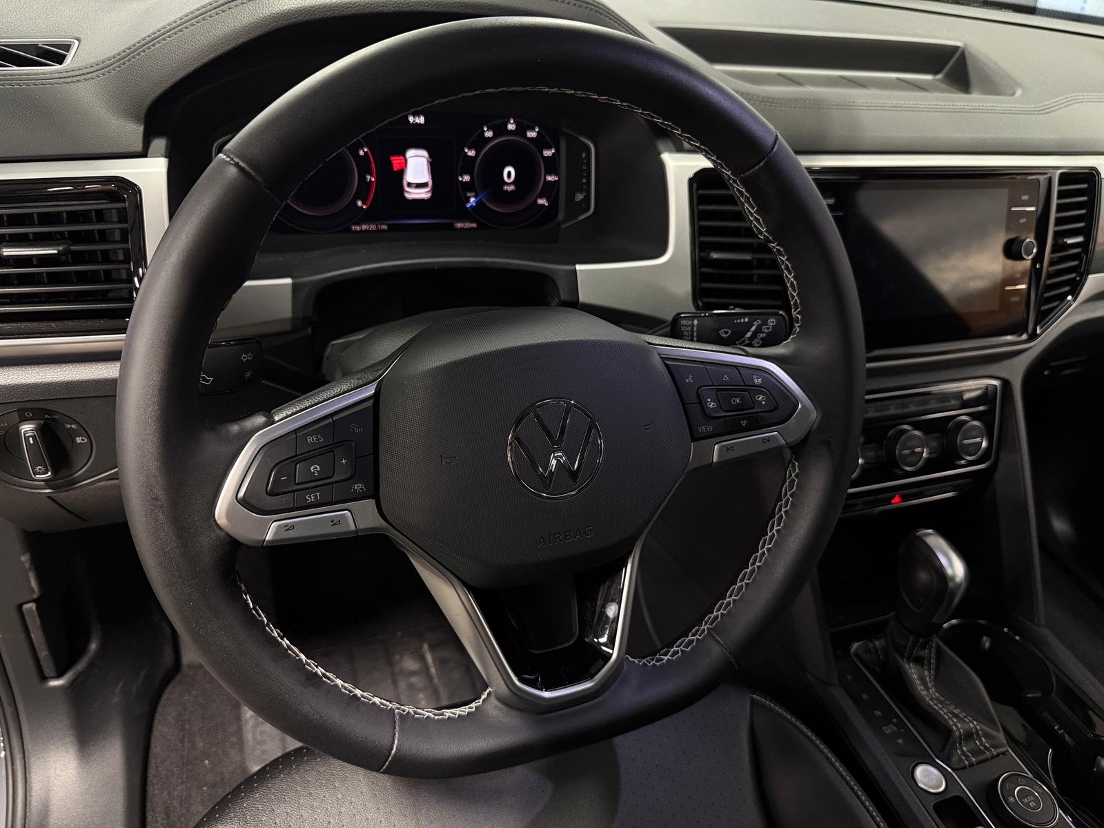 Thumbnail: 2023 Volkswagen Atlas - 4