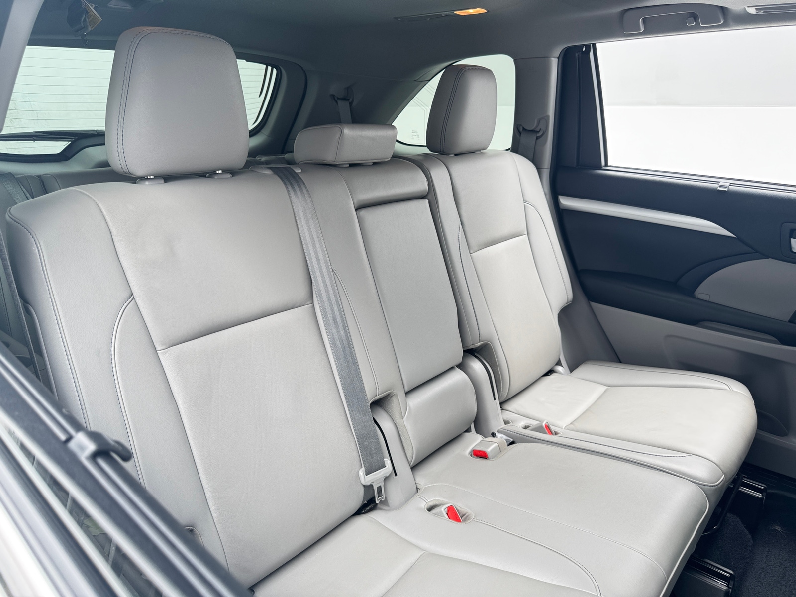 Thumbnail: 2019 Toyota Highlander - 5