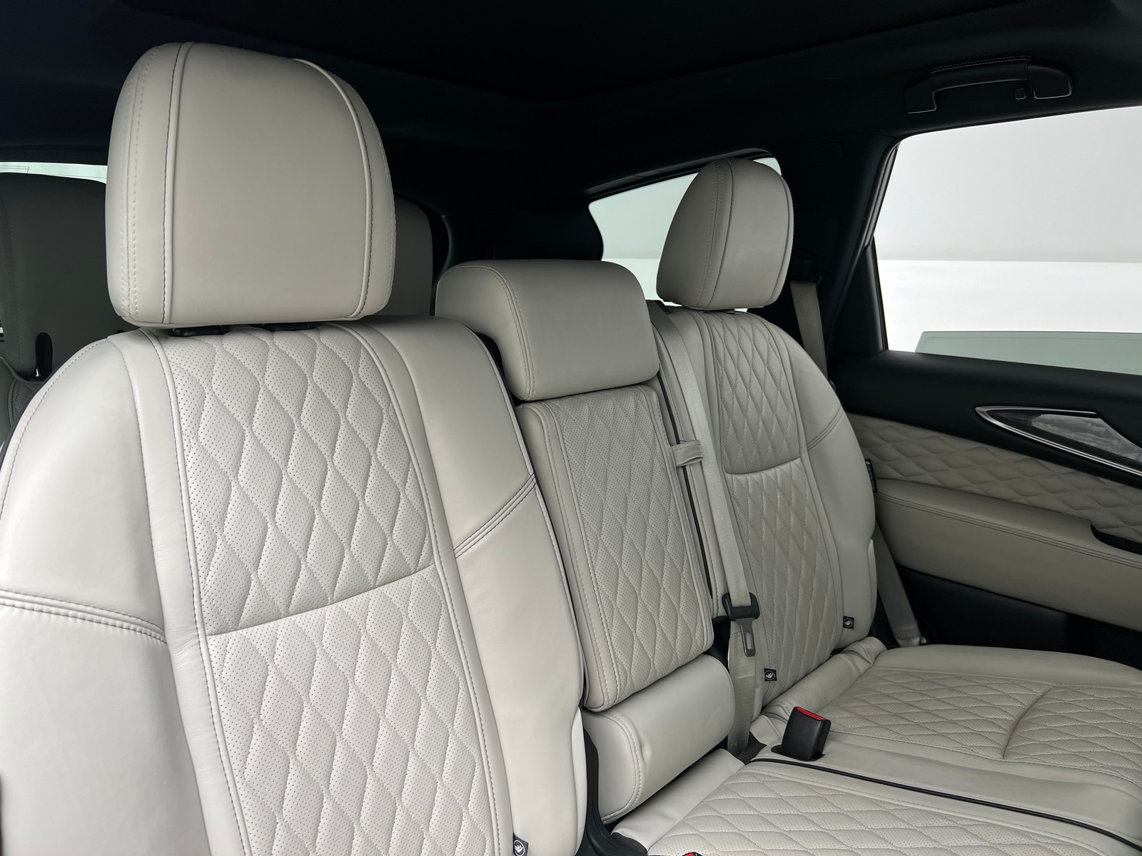 Thumbnail: 2019 INFINITI QX60 - 6