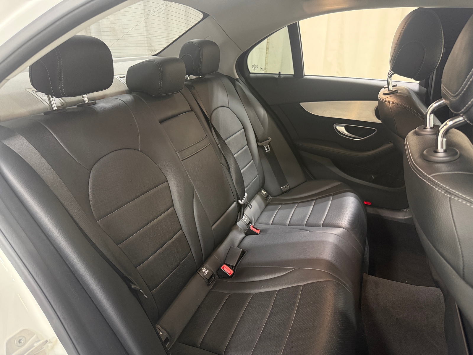 Thumbnail: 2016 Mercedes-Benz C-Class - 5