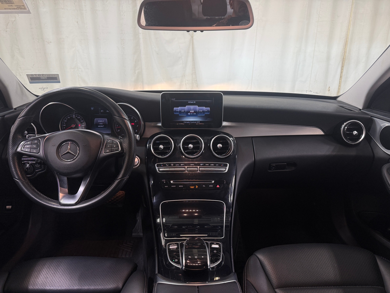 Thumbnail: 2016 Mercedes-Benz C-Class - 2