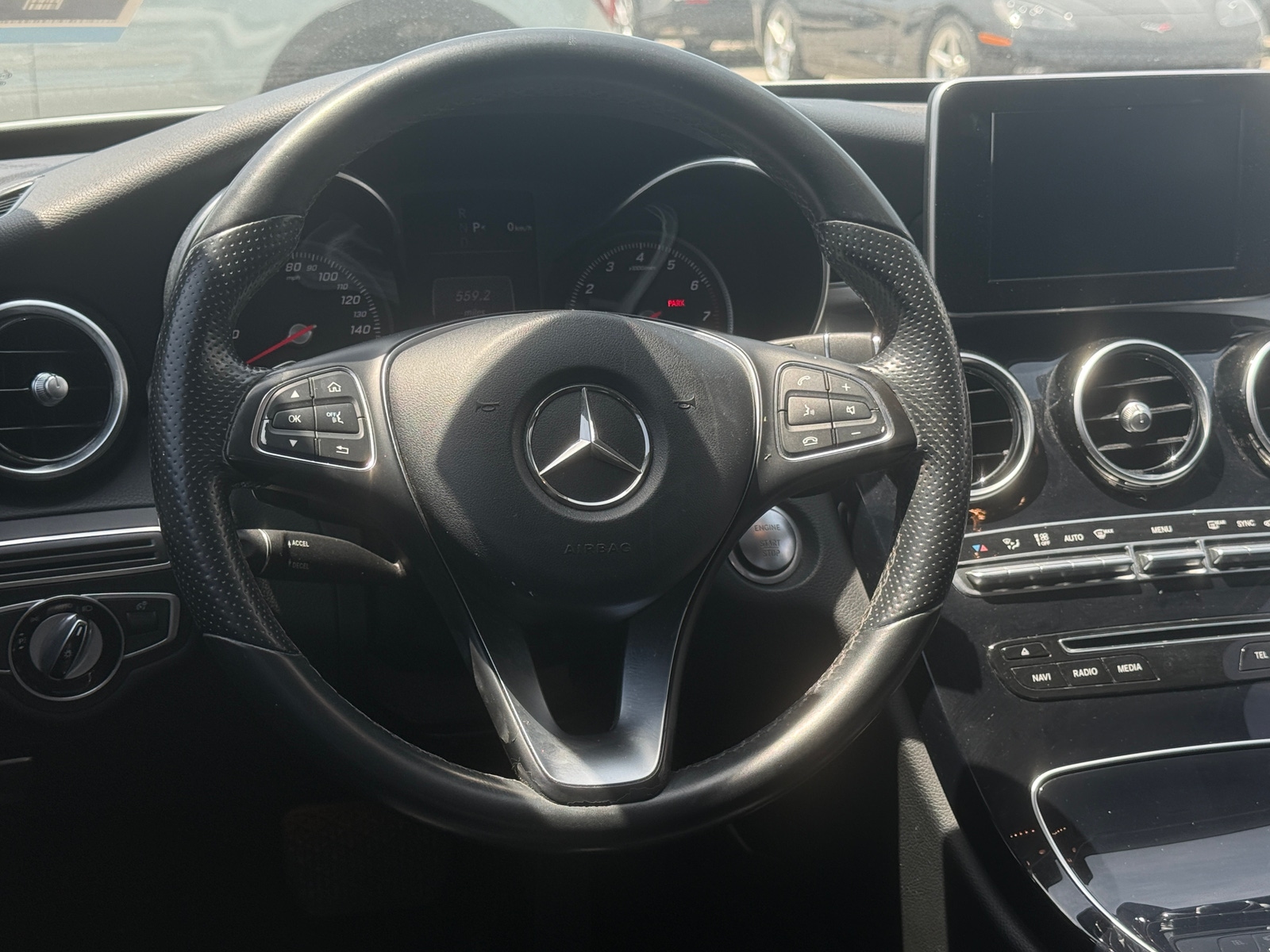 Thumbnail: 2016 Mercedes-Benz C-Class - 4