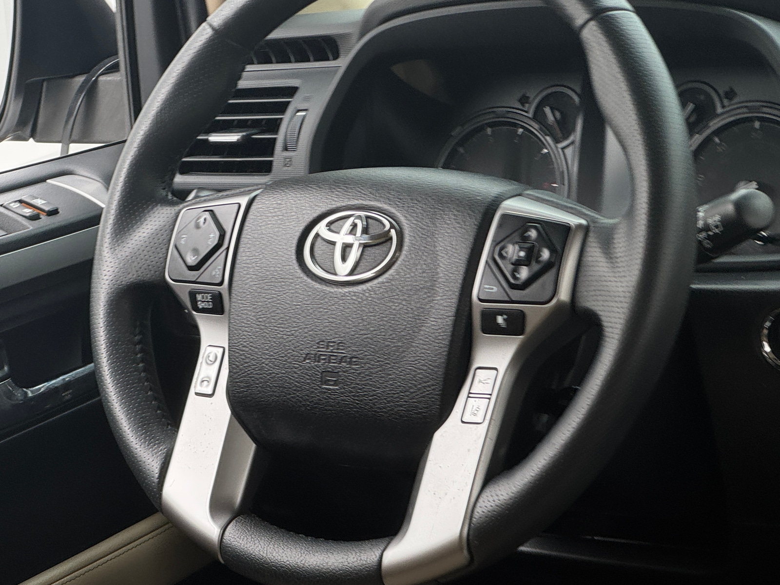 Thumbnail: 2022 Toyota 4Runner - 5