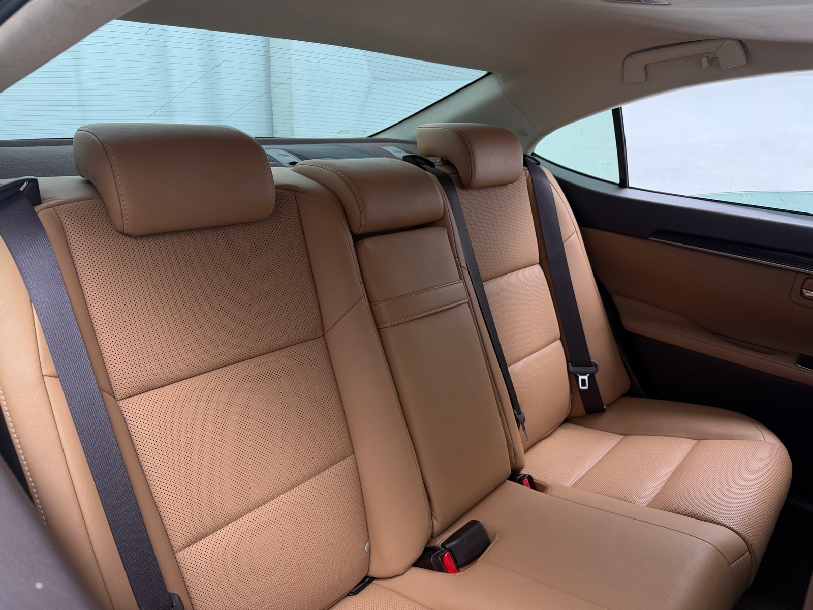 Thumbnail: 2017 Lexus ES - 5