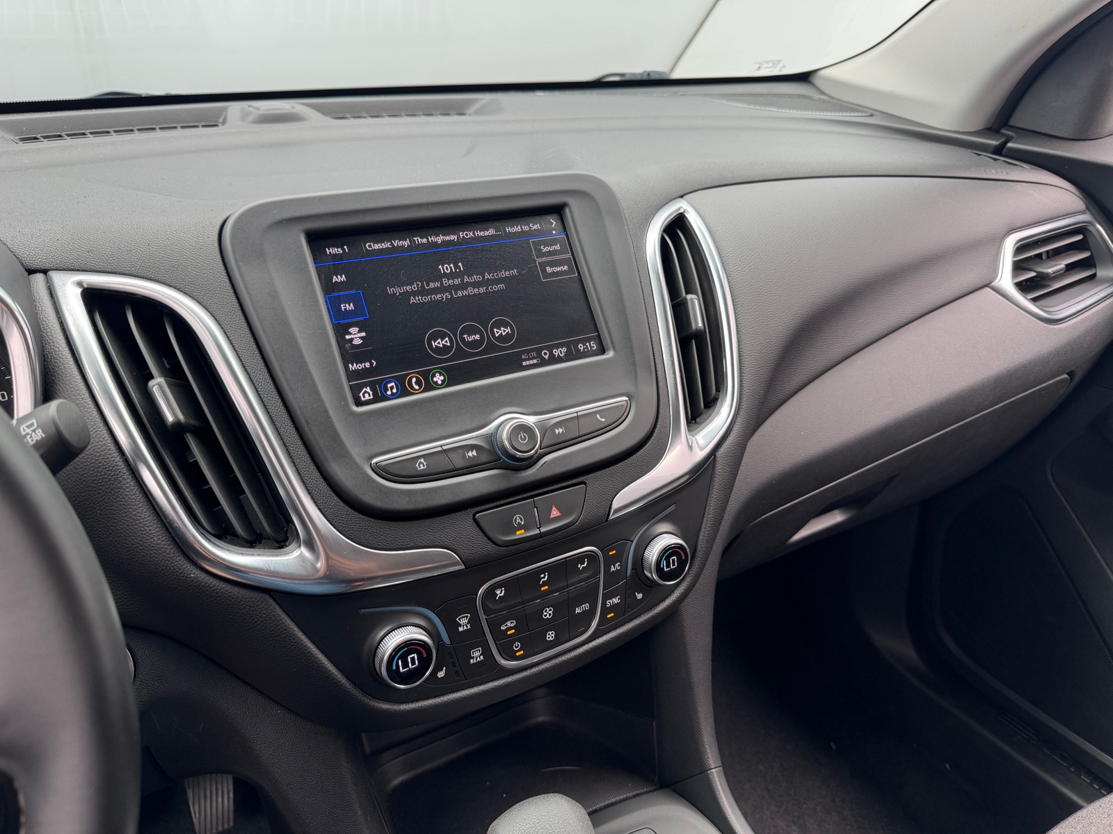 Thumbnail: 2024 Chevrolet Equinox - 4