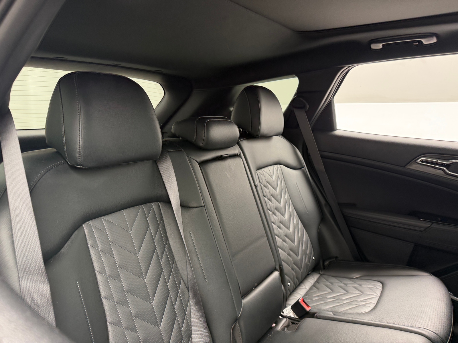 Thumbnail: 2024 Kia Sportage - 5