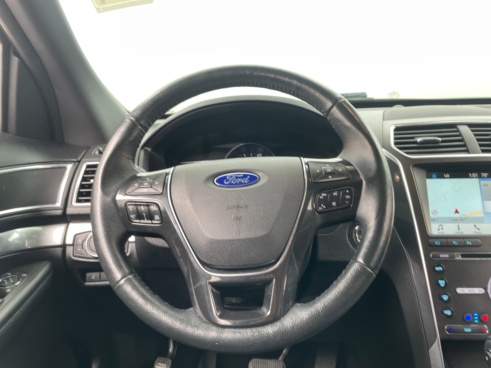 Thumbnail: 2018 Ford Explorer - 4