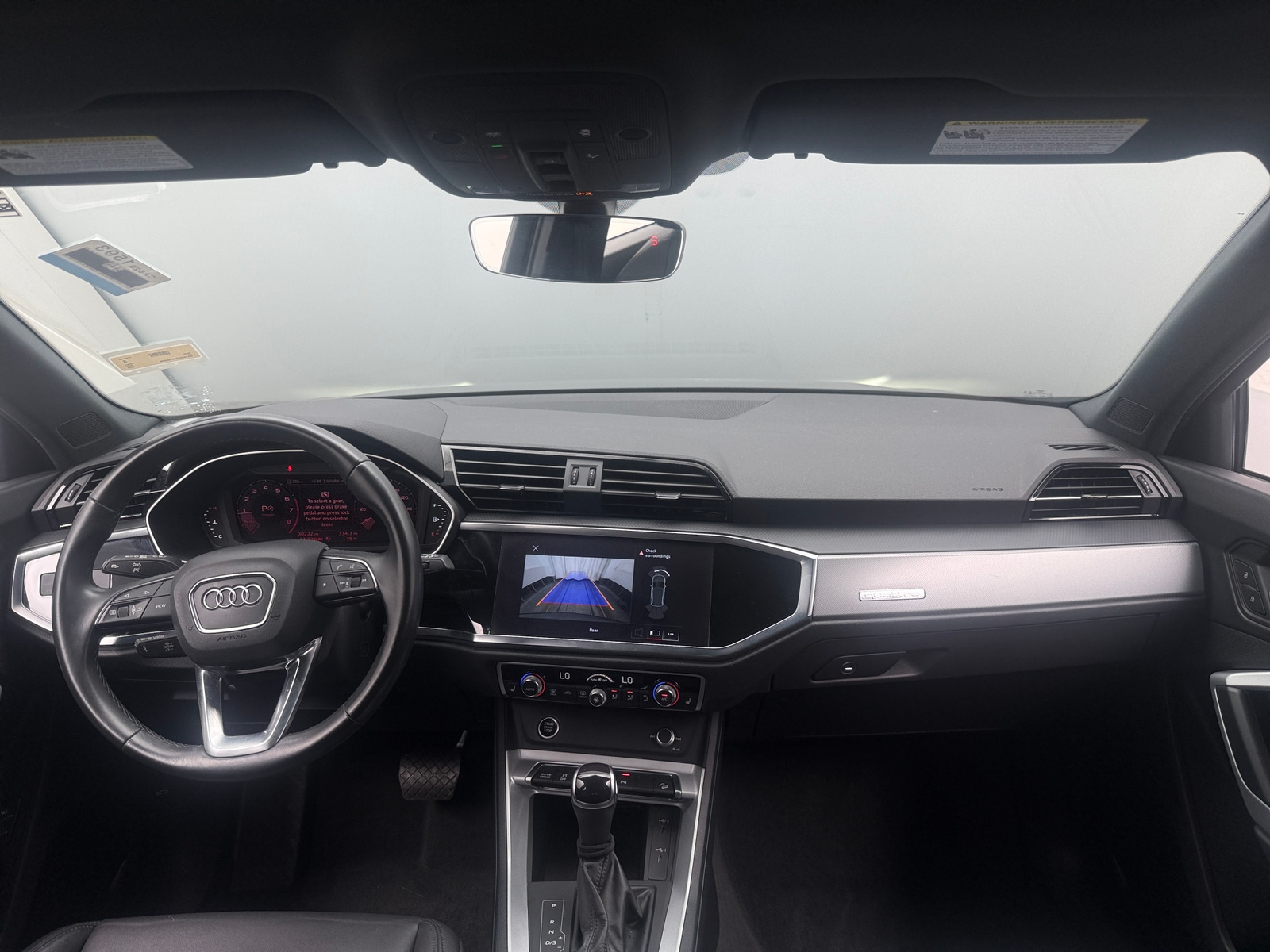 Thumbnail: 2022 Audi Q3 - 2