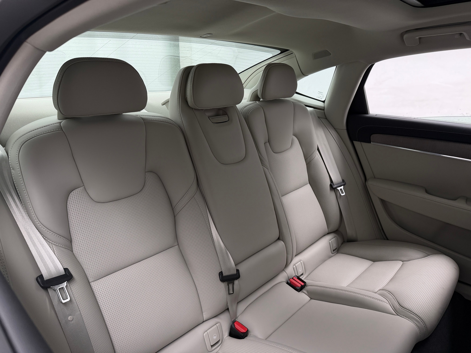 Thumbnail: 2024 Volvo S90 - 5