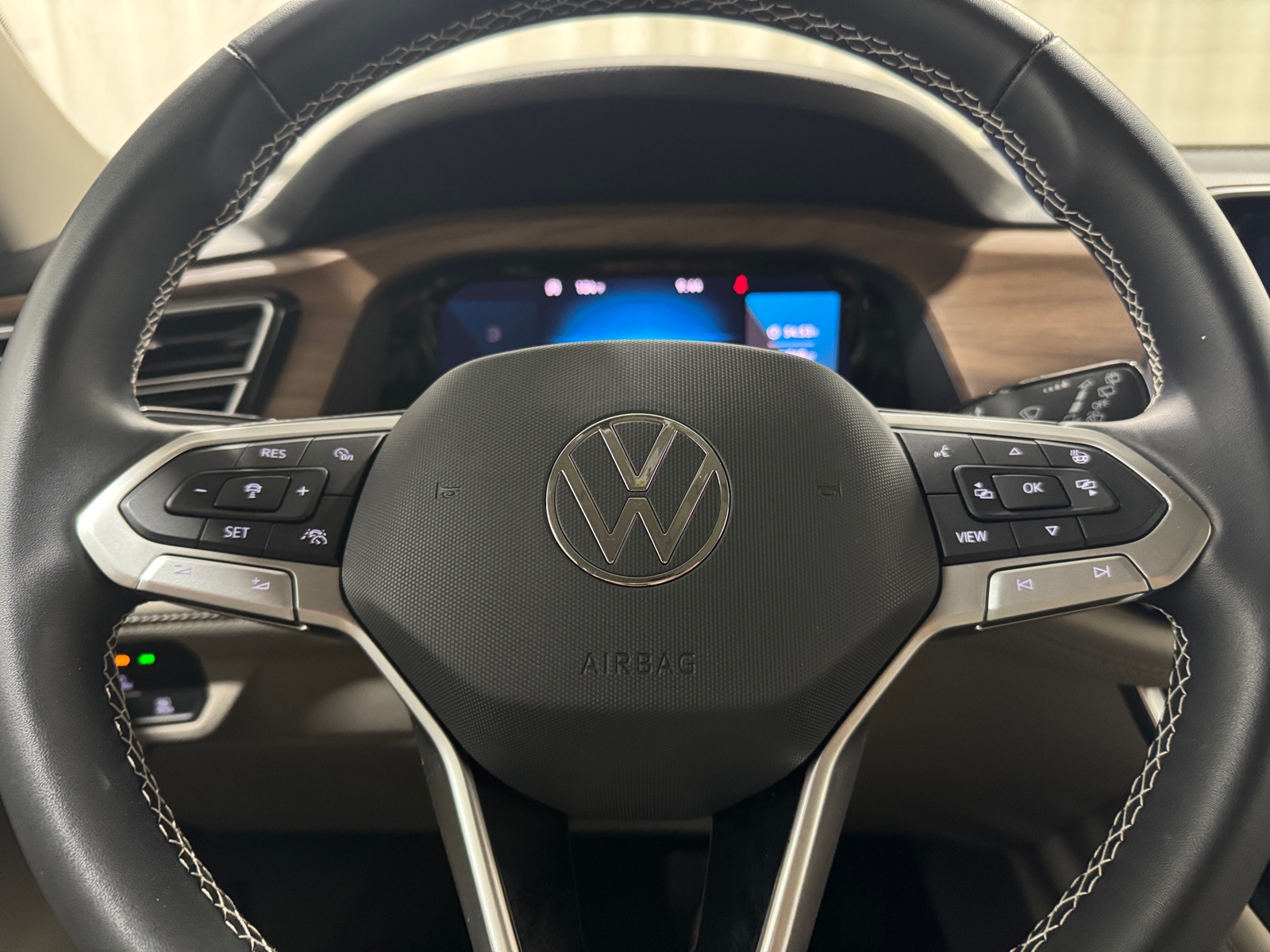 Thumbnail: 2026 Volkswagen Atlas - 4