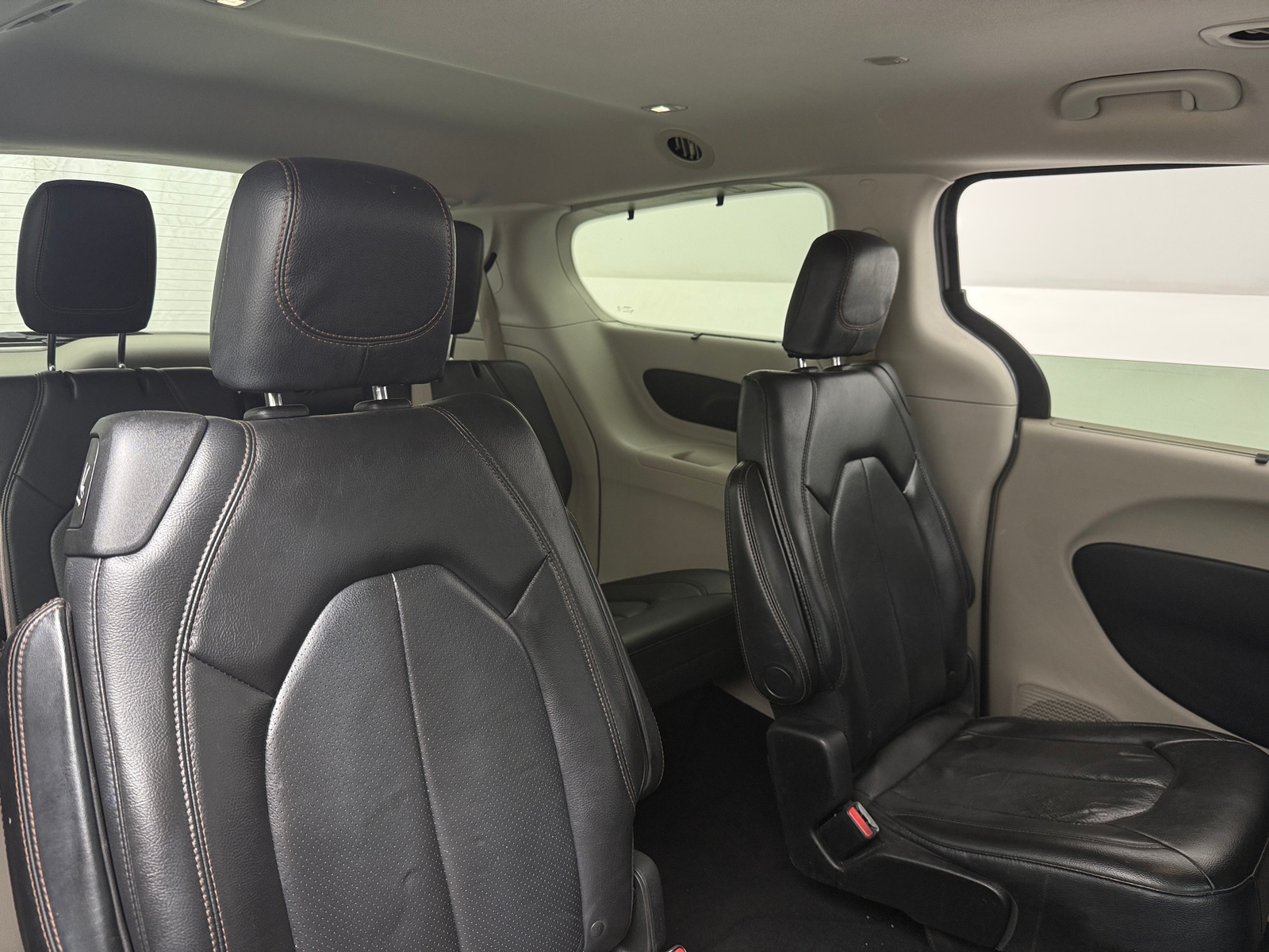 Thumbnail: 2020 Chrysler Pacifica - 5