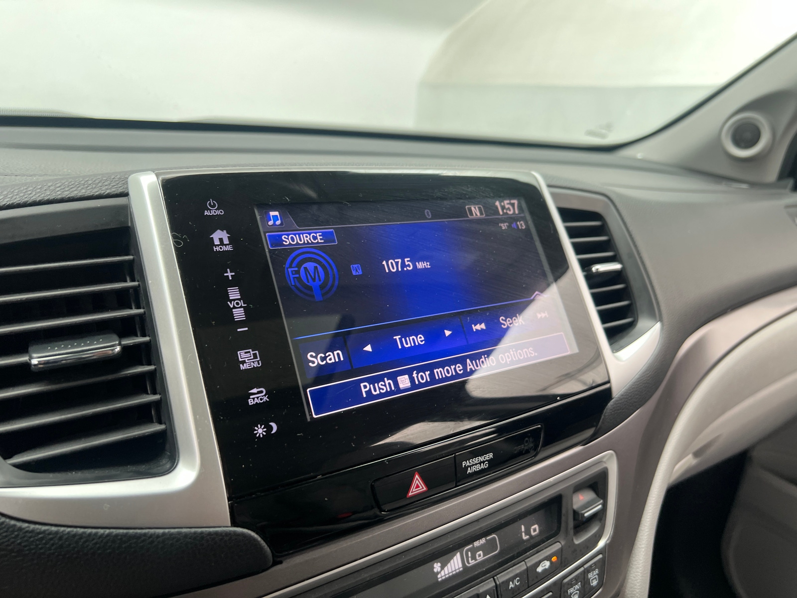 Thumbnail: 2018 Honda Pilot - 3