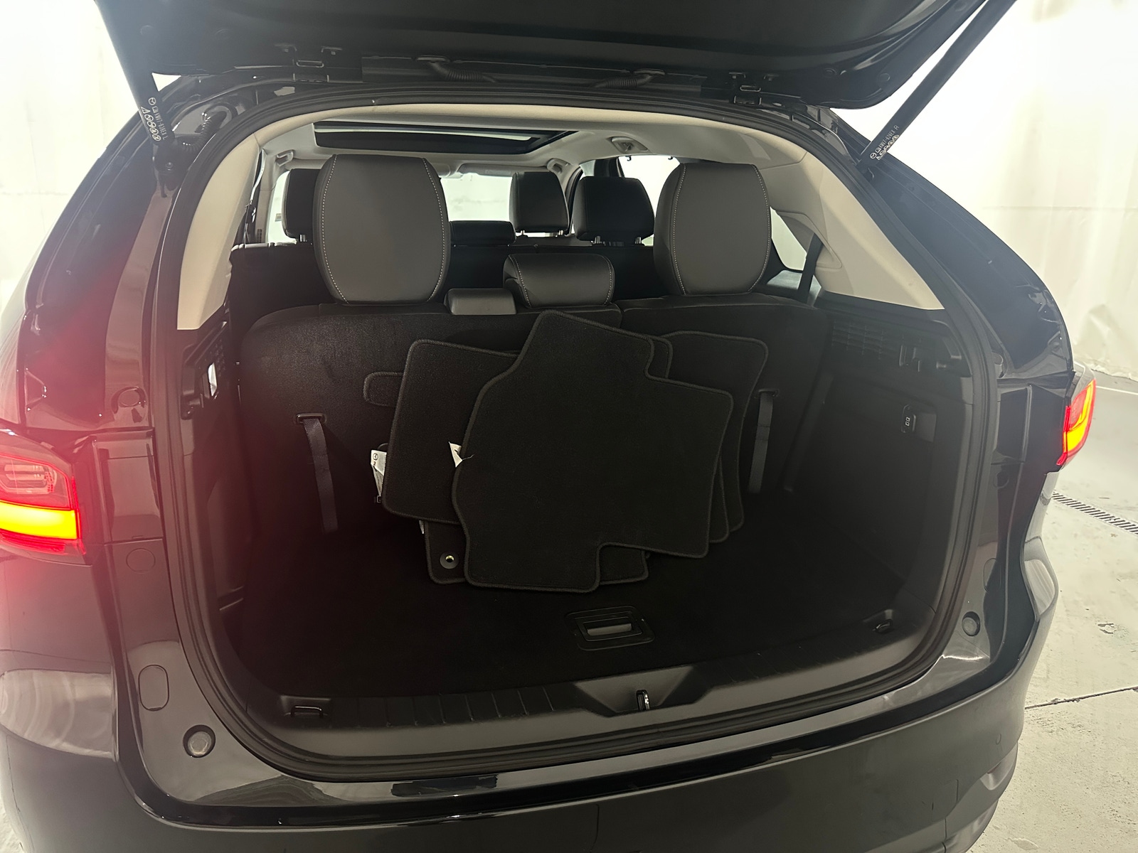 Thumbnail: 2026 Mazda CX-90 - 6