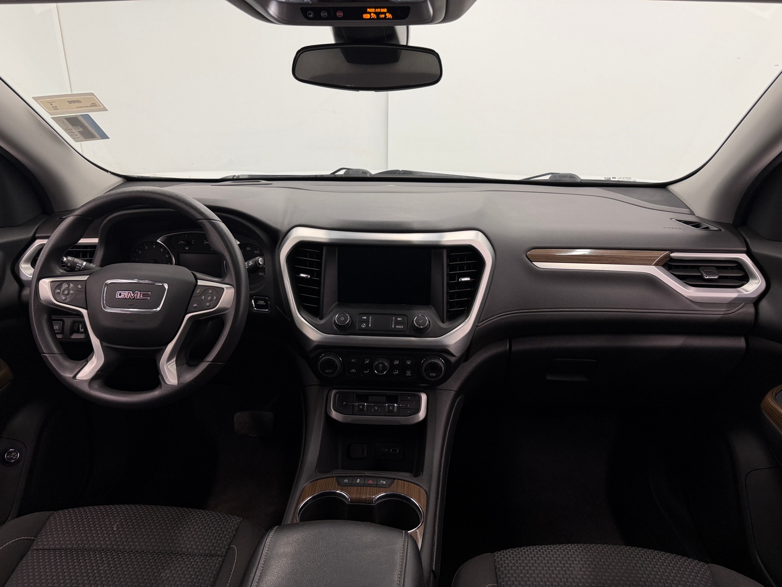 Thumbnail: 2023 GMC Acadia - 3