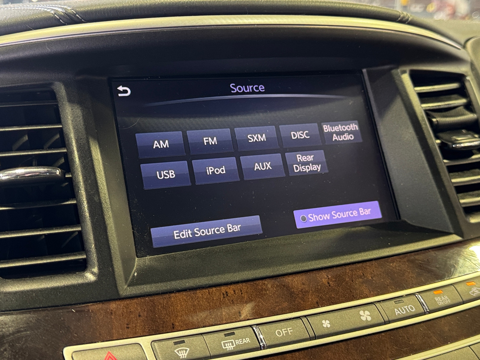 Thumbnail: 2017 INFINITI QX60 - 3