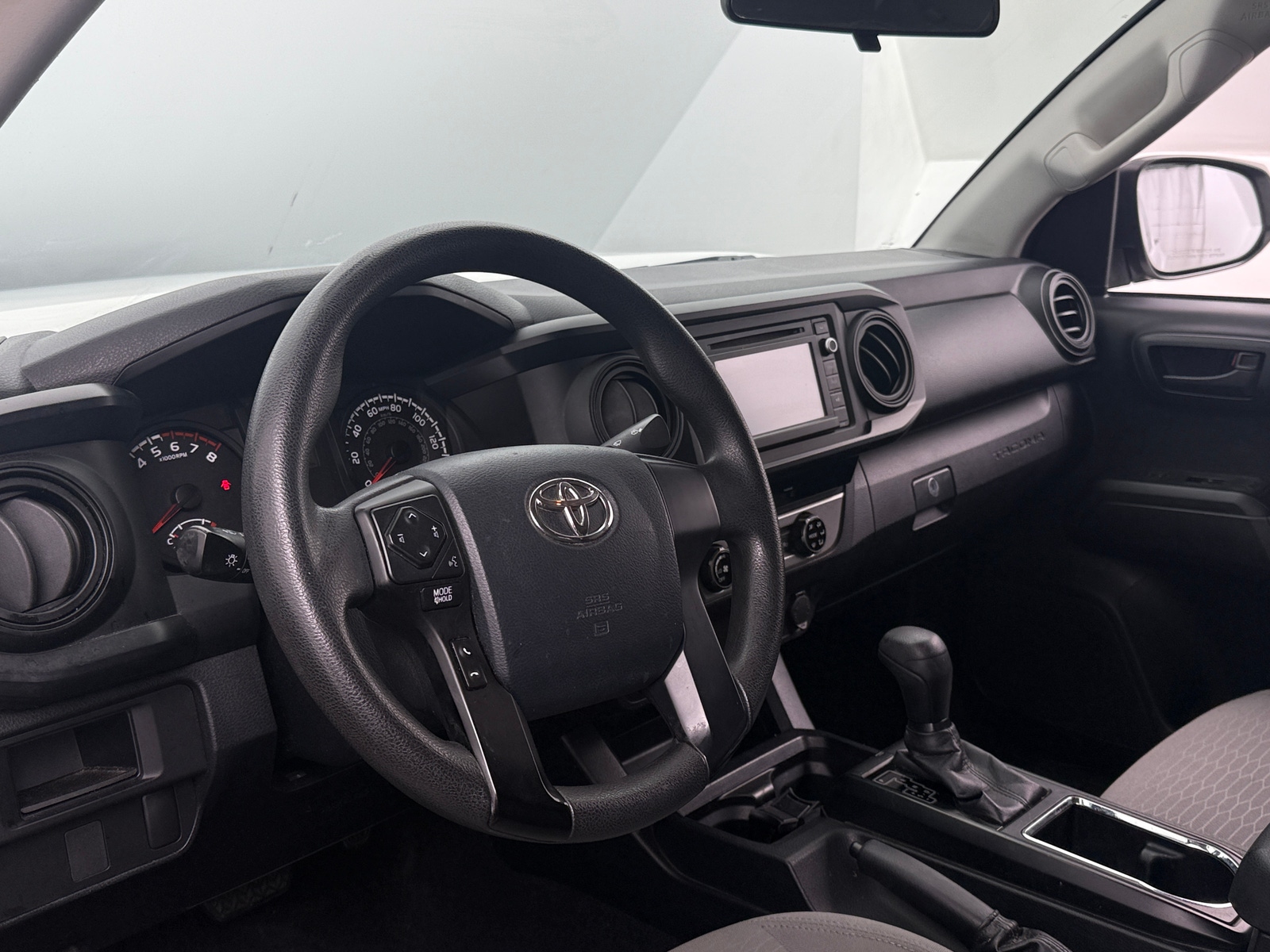 Thumbnail: 2017 Toyota Tacoma - 5