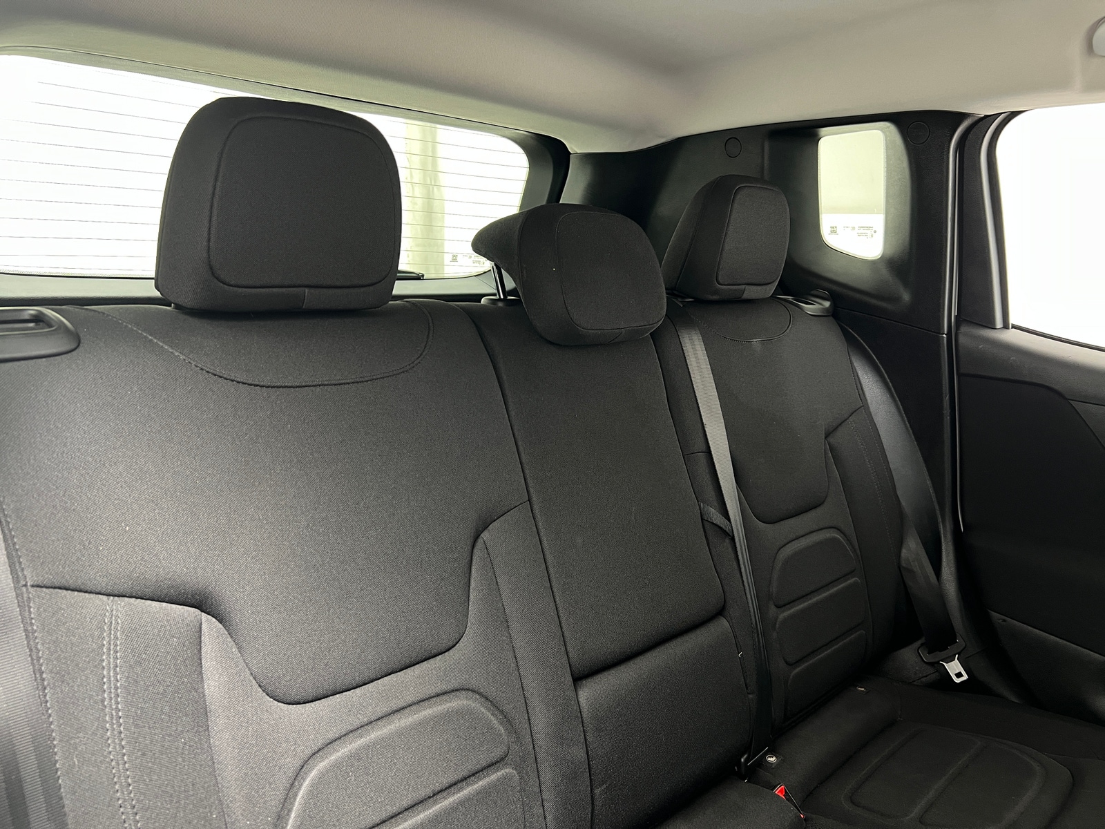Thumbnail: 2019 Jeep Renegade - 6