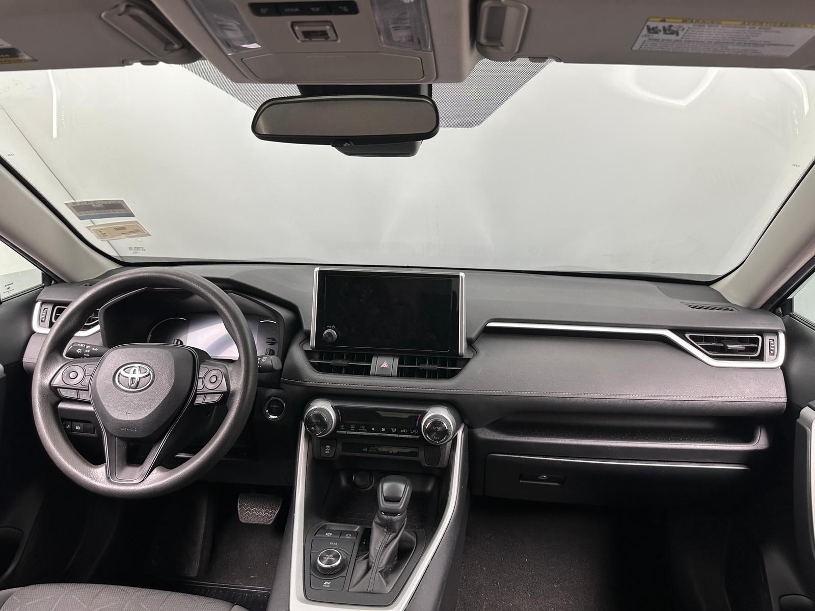 Thumbnail: 2024 Toyota RAV4 - 3