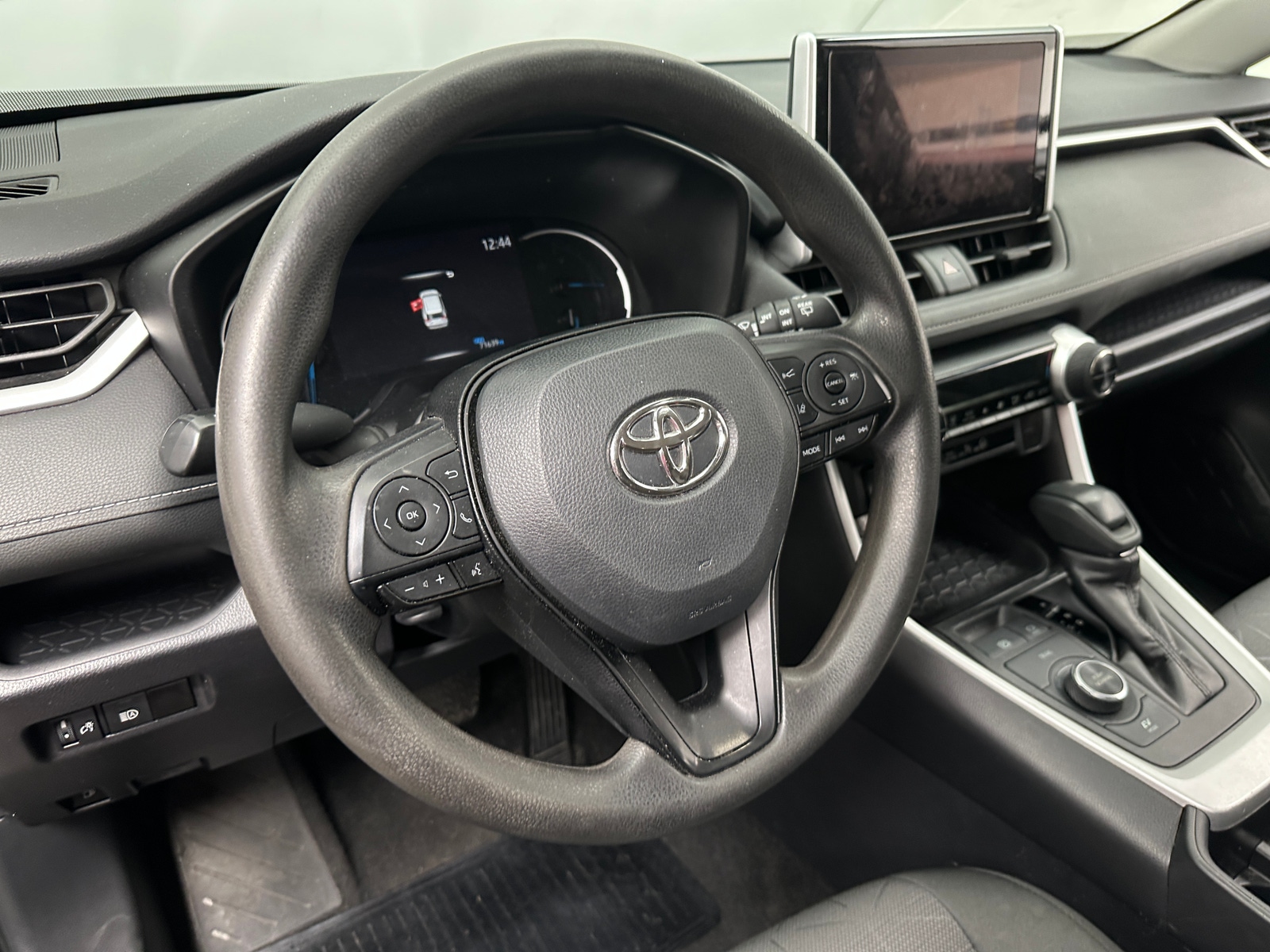 Thumbnail: 2024 Toyota RAV4 - 5