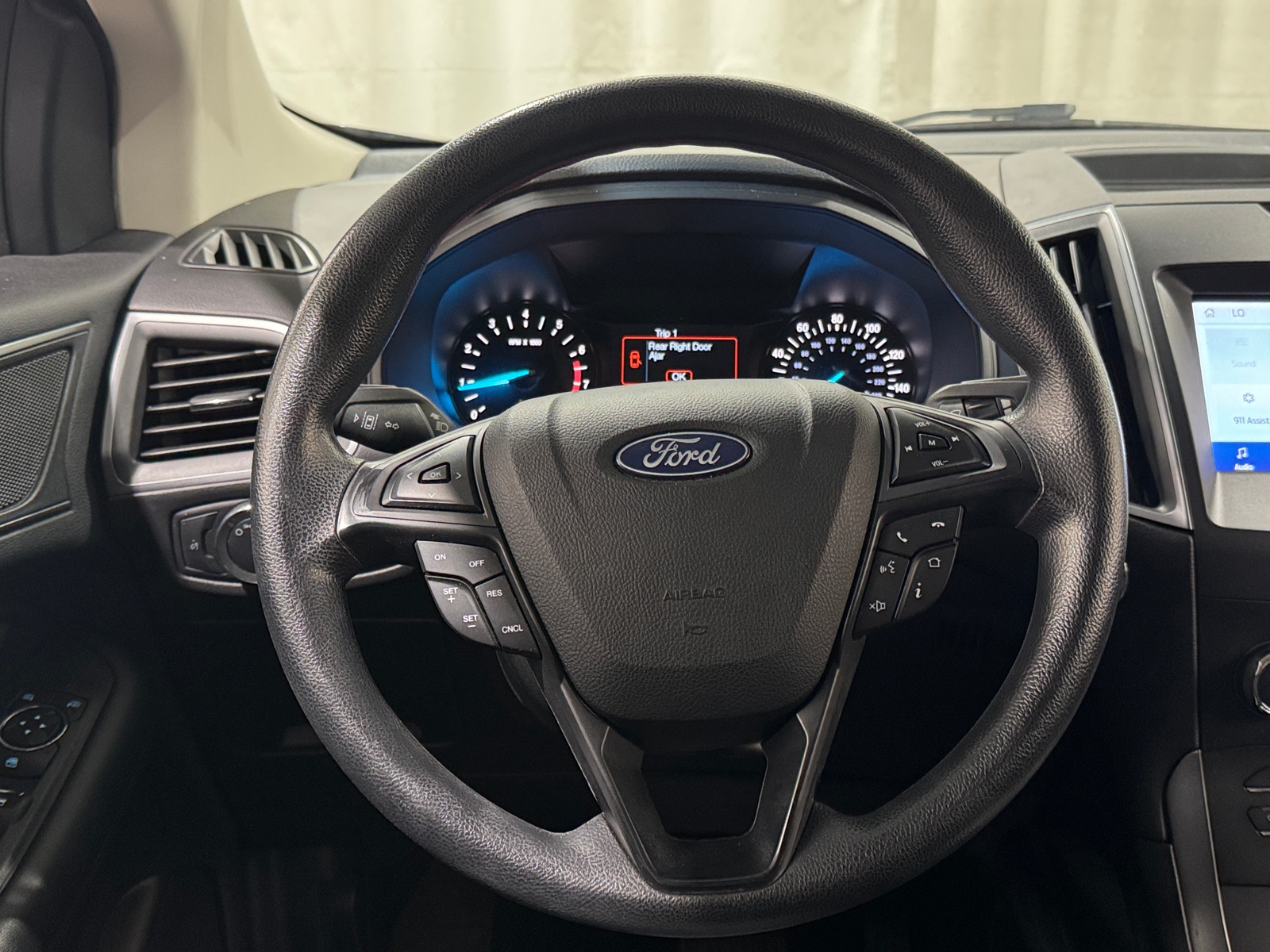 Thumbnail: 2020 Ford Edge - 5