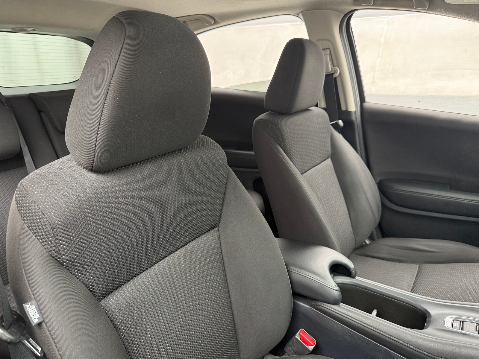 Thumbnail: 2018 Honda HR-V - 2