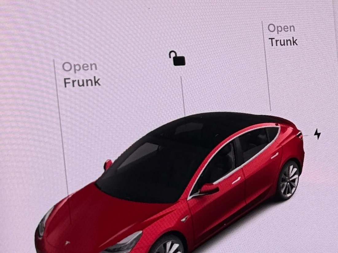 Thumbnail: 2020 Tesla Model 3 - 4