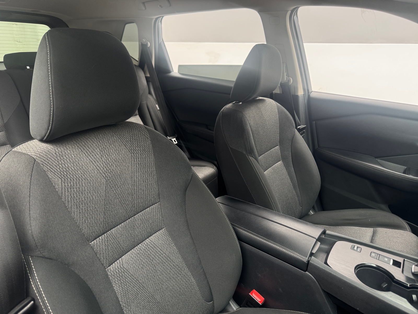Thumbnail: 2025 Nissan Rogue - 2