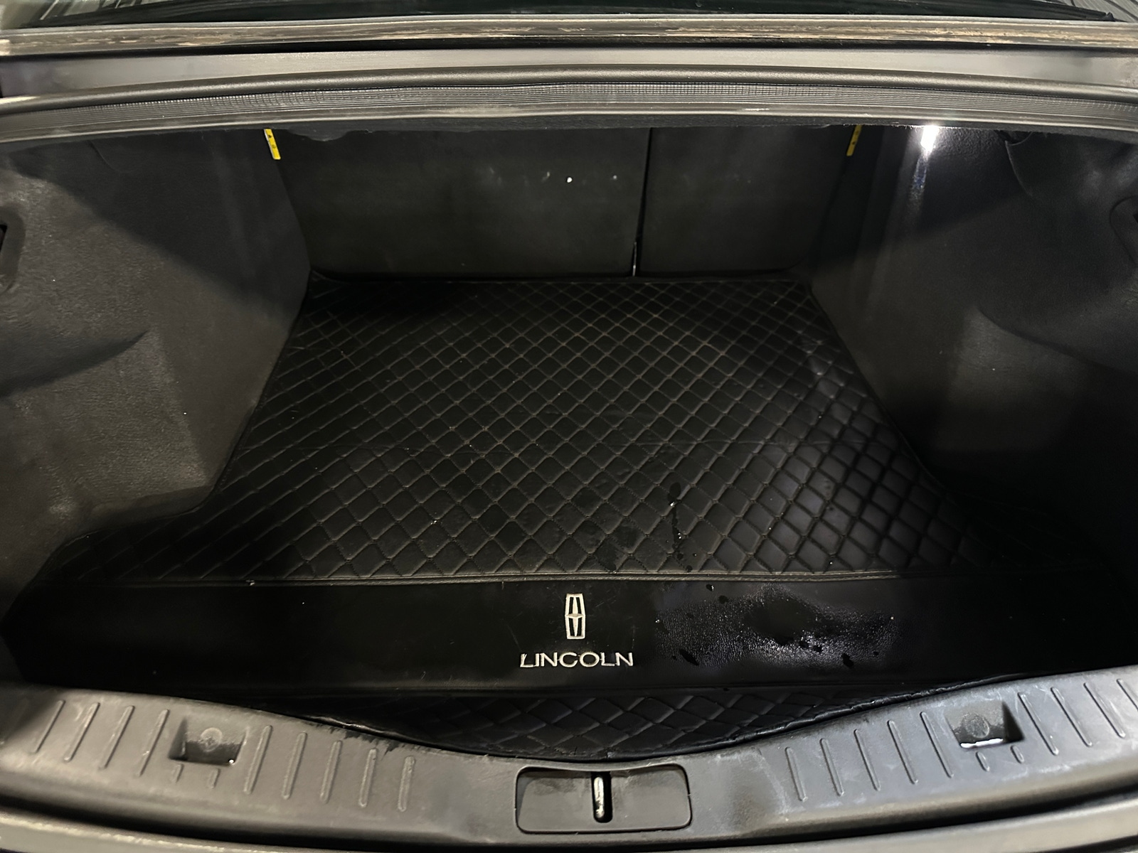 Thumbnail: 2020 Lincoln MKZ - 6