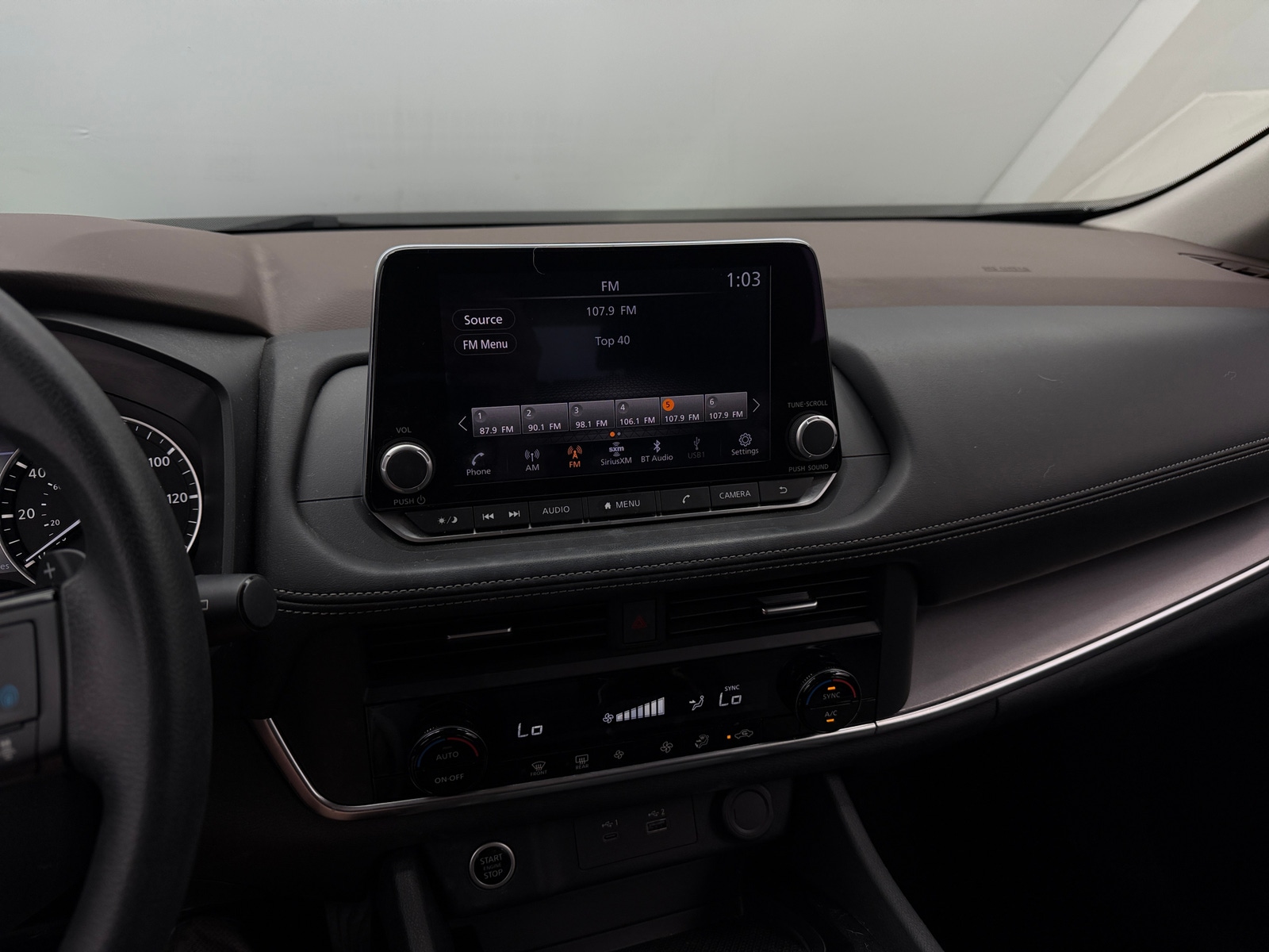 Thumbnail: 2023 Nissan Rogue - 4