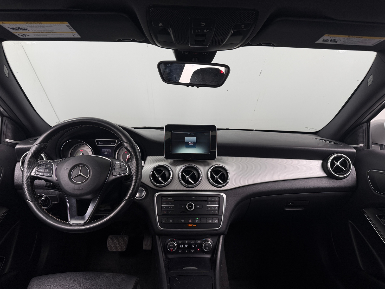 Thumbnail: 2016 Mercedes-Benz GLA - 2