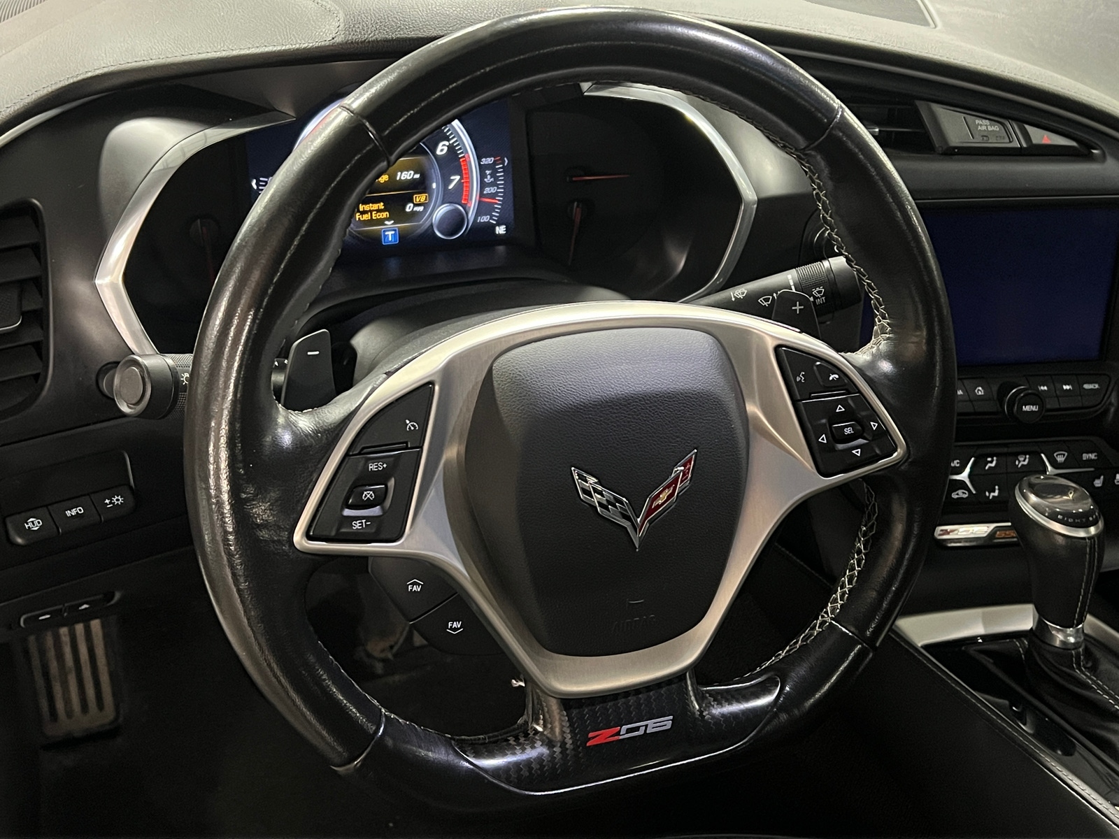 Thumbnail: 2015 Chevrolet Corvette - 3