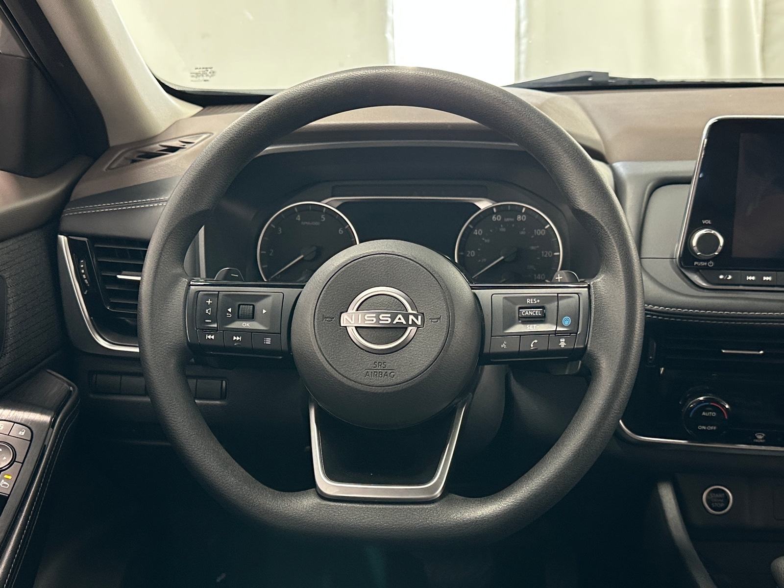 Thumbnail: 2022 Nissan Rogue - 5