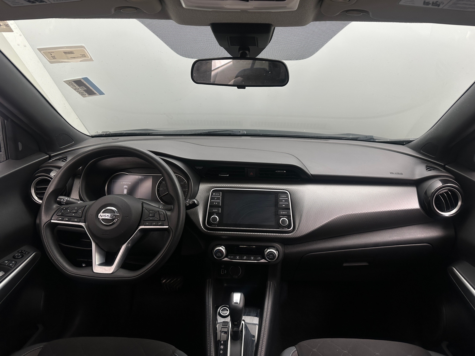 Thumbnail: 2020 Nissan Kicks - 3