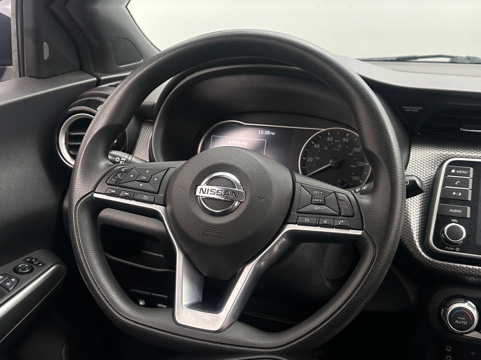 Thumbnail: 2020 Nissan Kicks - 5