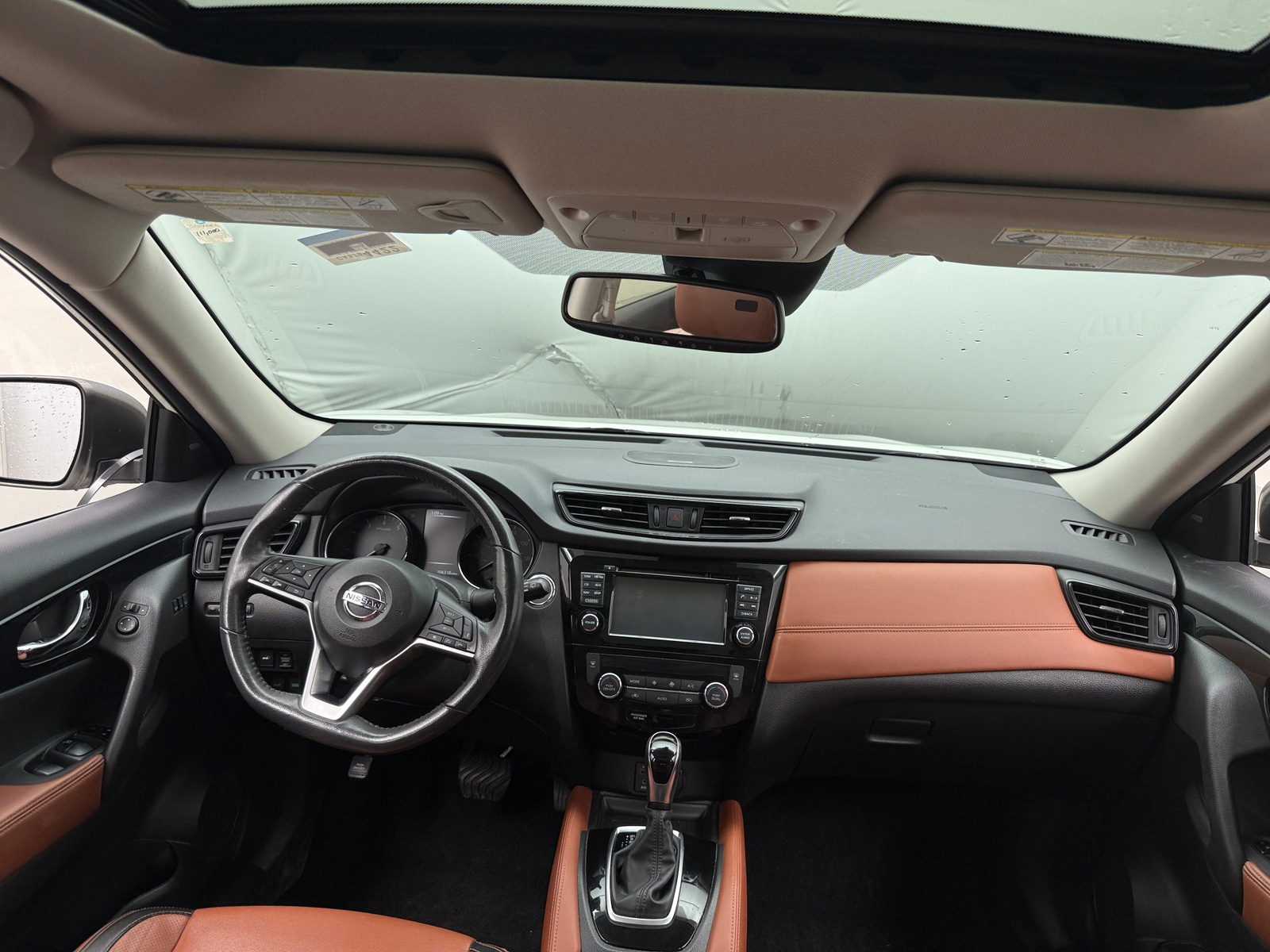 Thumbnail: 2017 Nissan Rogue - 2