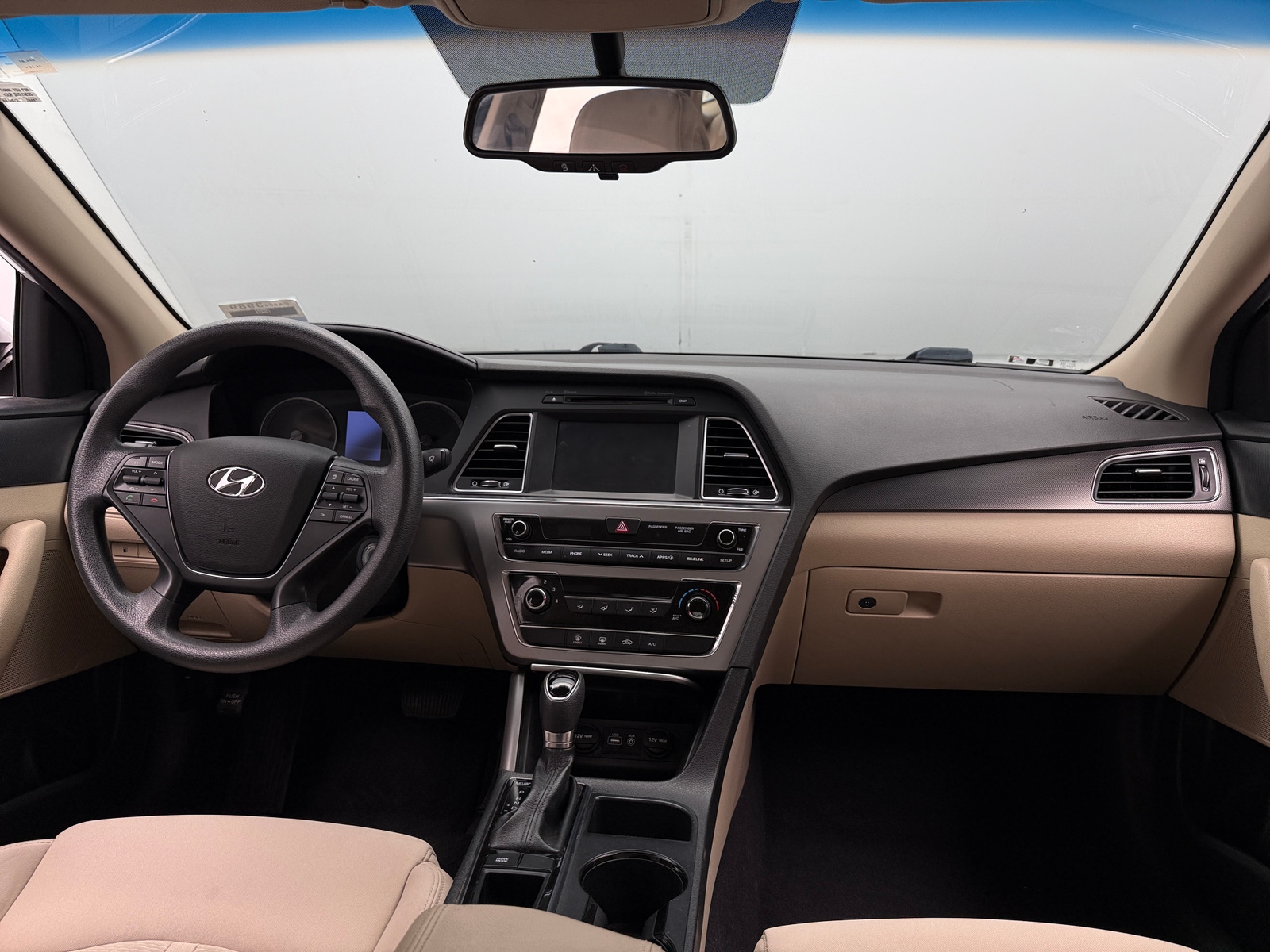 Thumbnail: 2017 Hyundai Sonata - 3