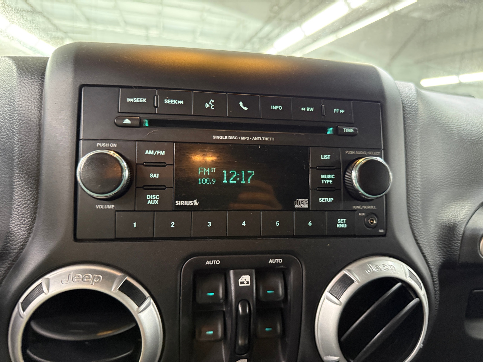 Thumbnail: 2015 Jeep Wrangler - 4