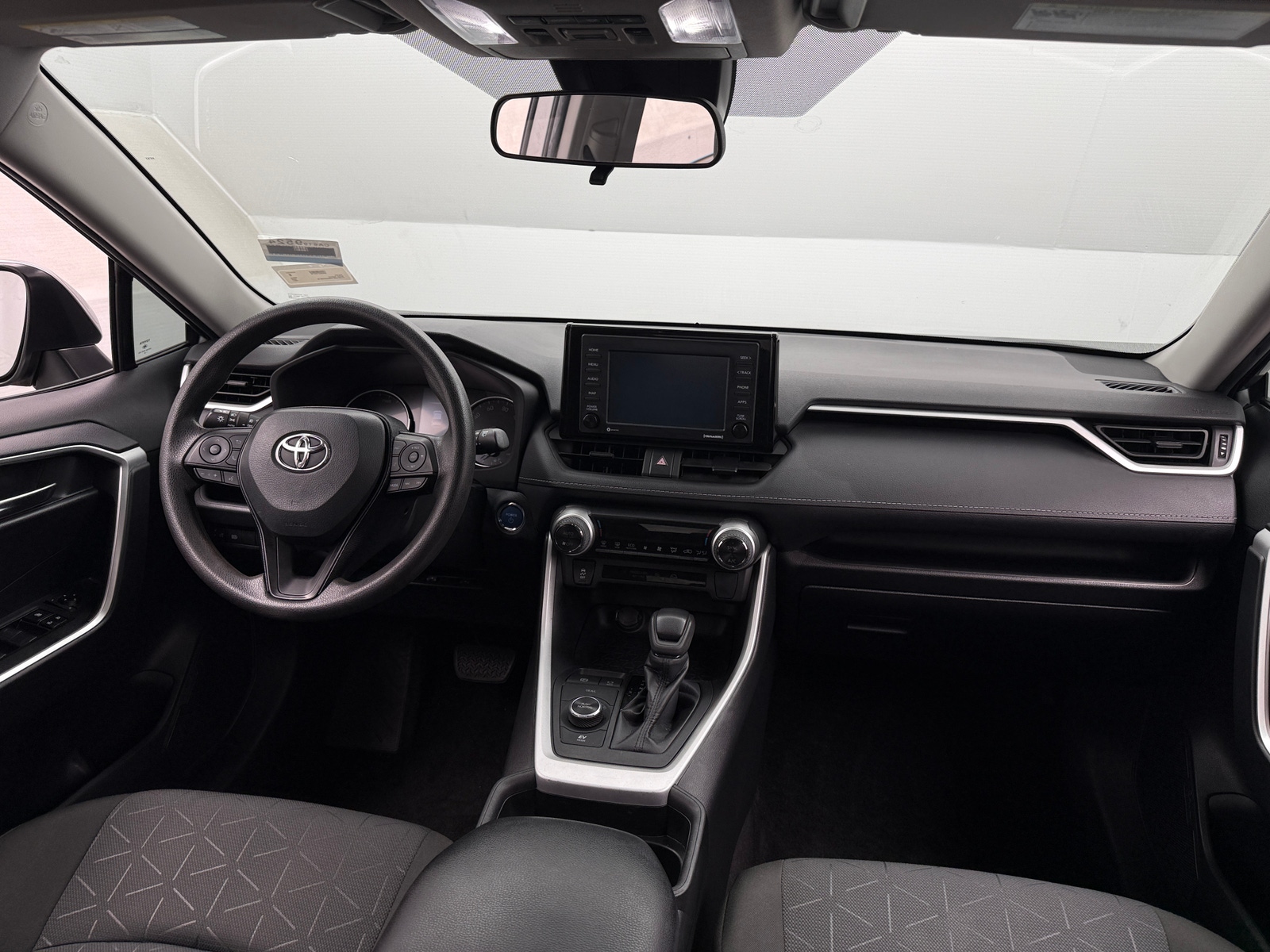 Thumbnail: 2021 Toyota RAV4 - 3